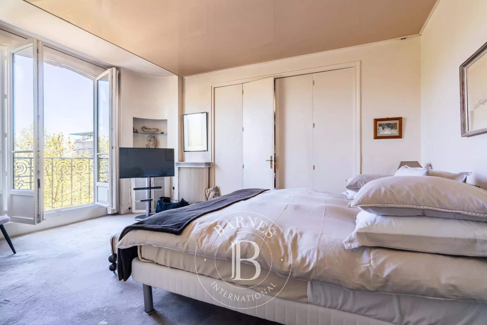 Paris  - Appartement 5 Pi&egrave;ces 3 Chambres - picture 10