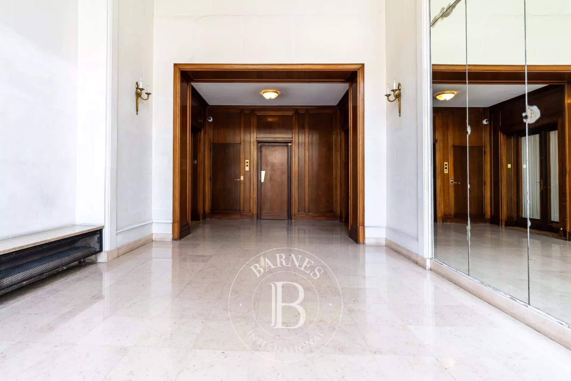 Paris  - Appartement 5 Pi&egrave;ces 3 Chambres - picture 16