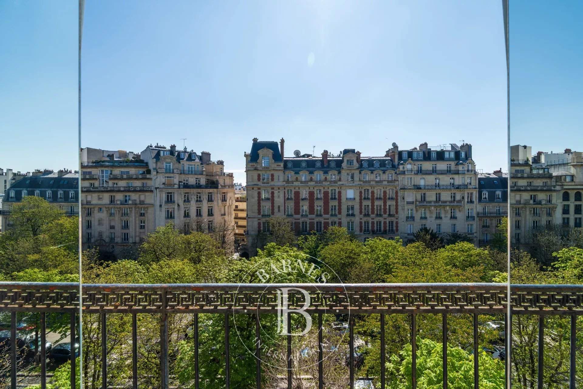Paris  - Apartment 3 Bedrooms - picture 11