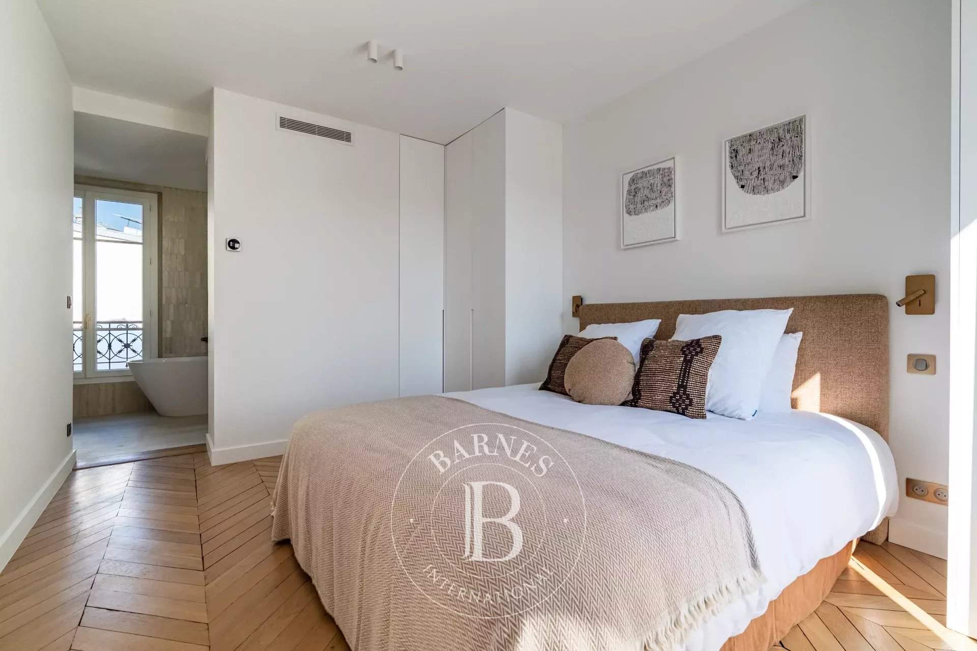 Paris  - Appartement 6 Pièces 4 Chambres - picture 10