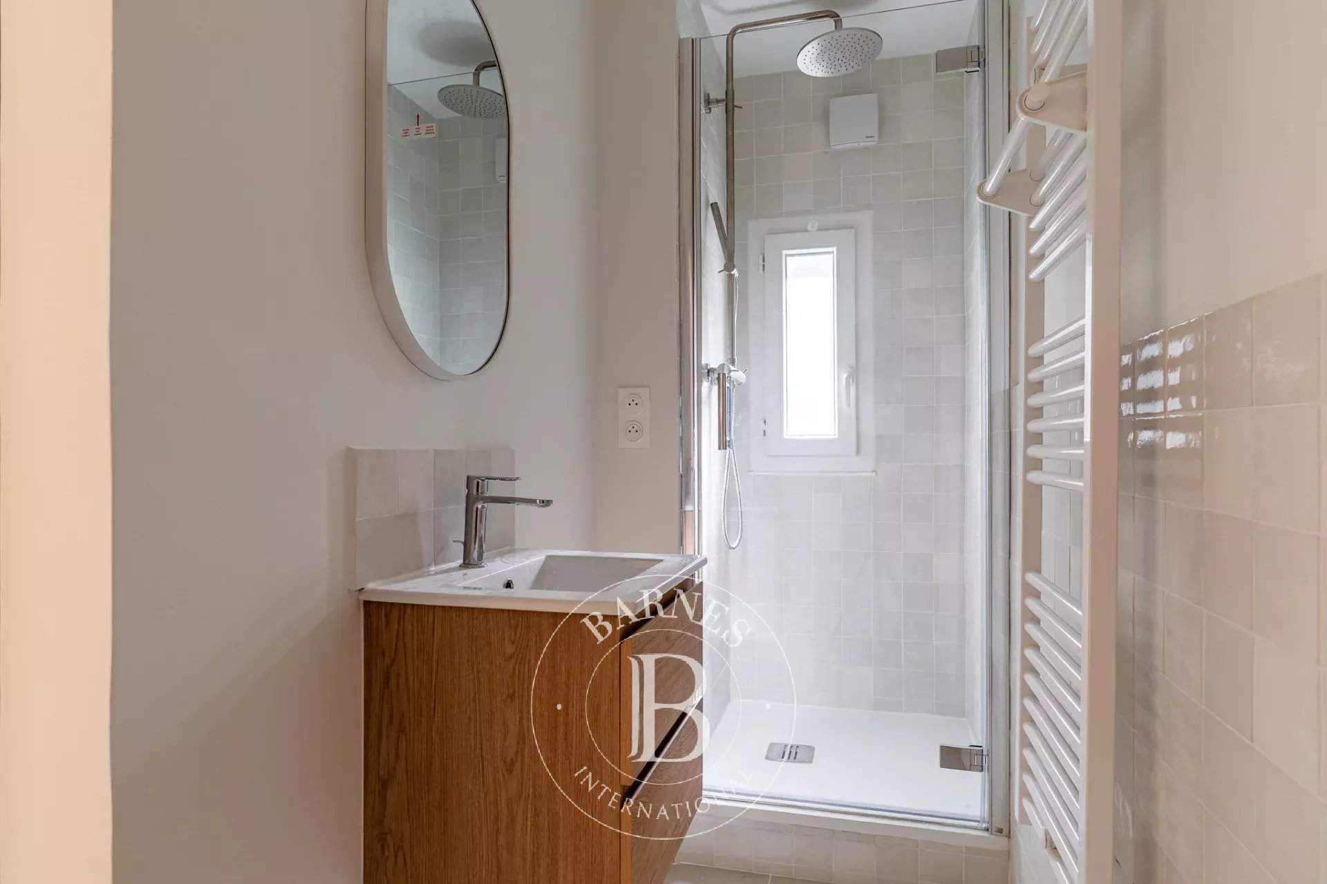 Paris  - Apartment 3 Bedrooms - picture 10
