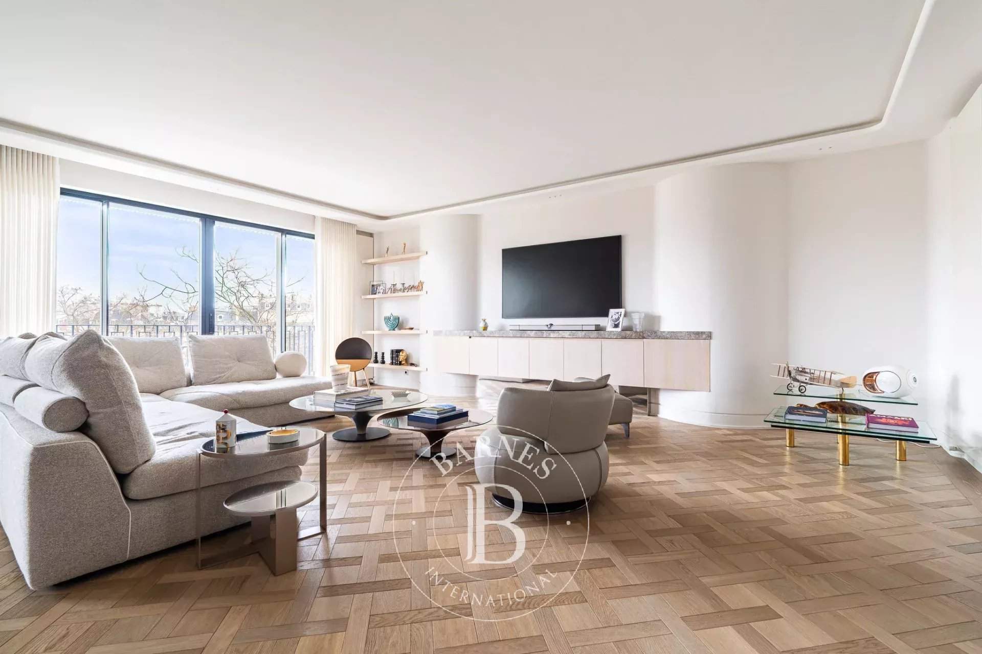 Paris  - Appartement 5 Pi&egrave;ces 2 Chambres - picture 7