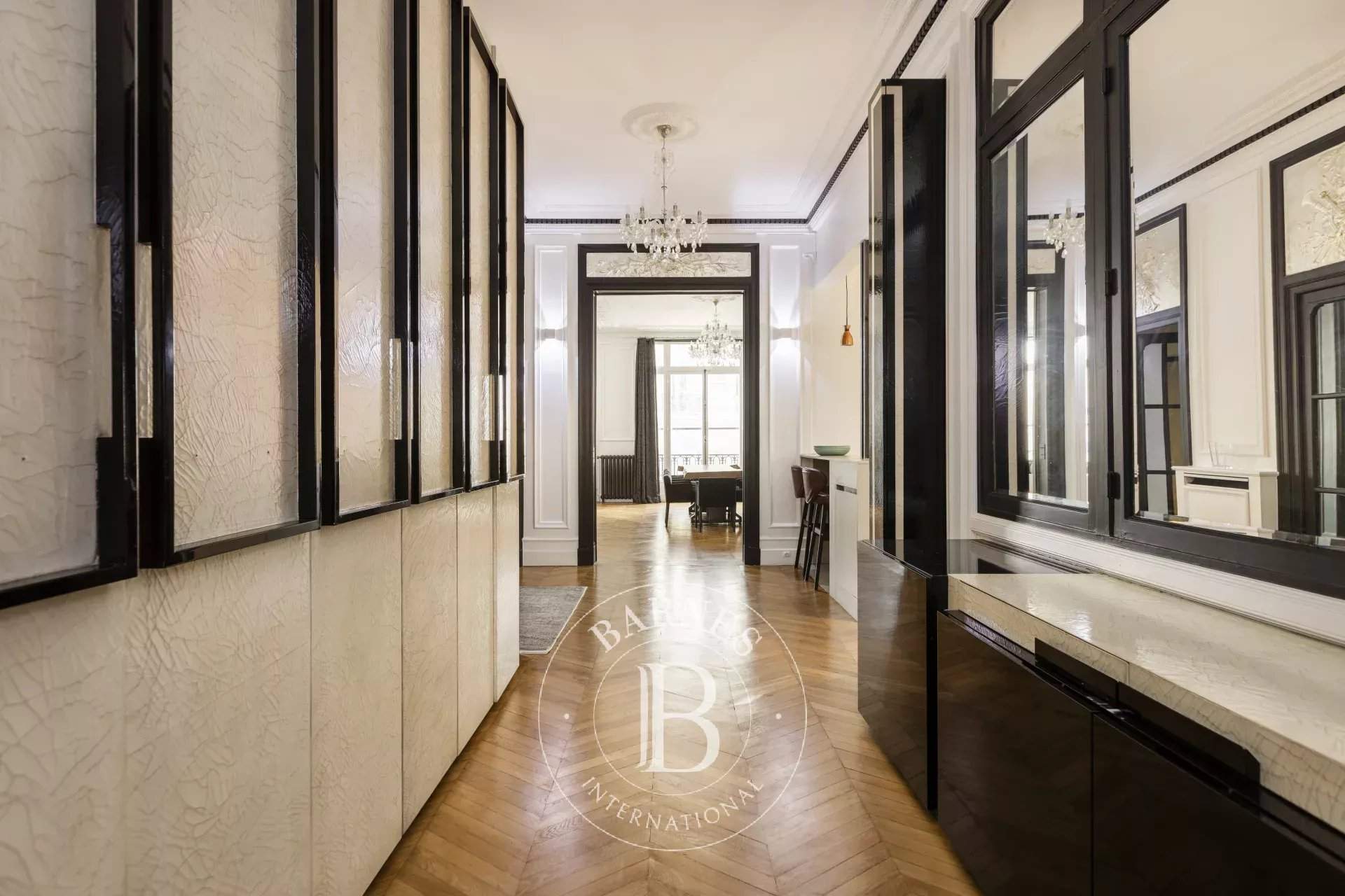 Paris  - Apartment 3 Bedrooms - picture 3