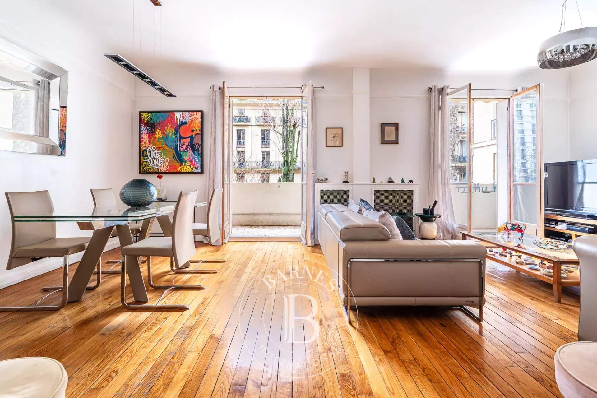 Paris  - Appartement 4 Pi&egrave;ces 2 Chambres - picture 4