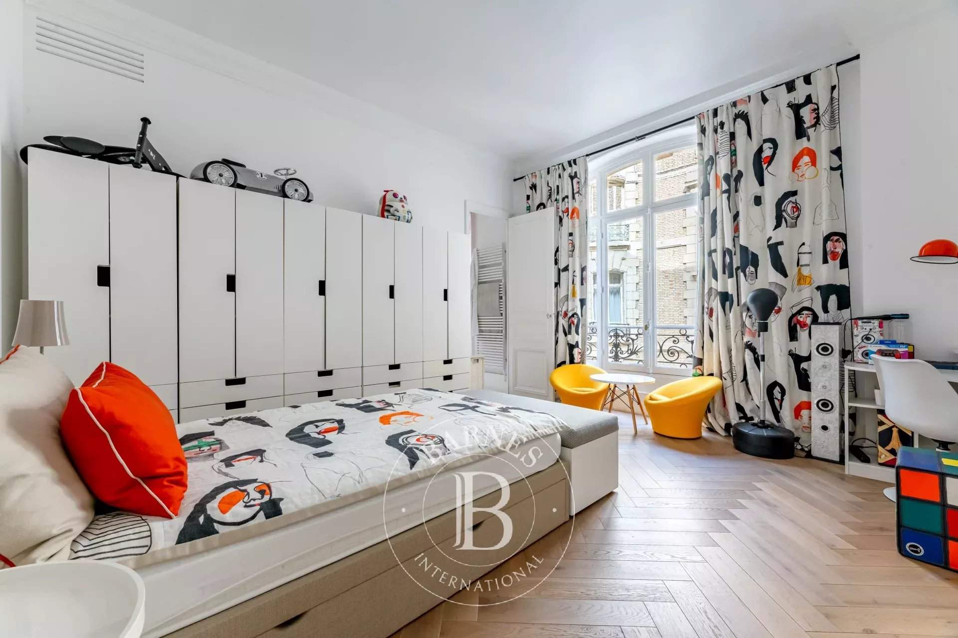 Paris  - Appartement 6 Pi&egrave;ces 3 Chambres - picture 16