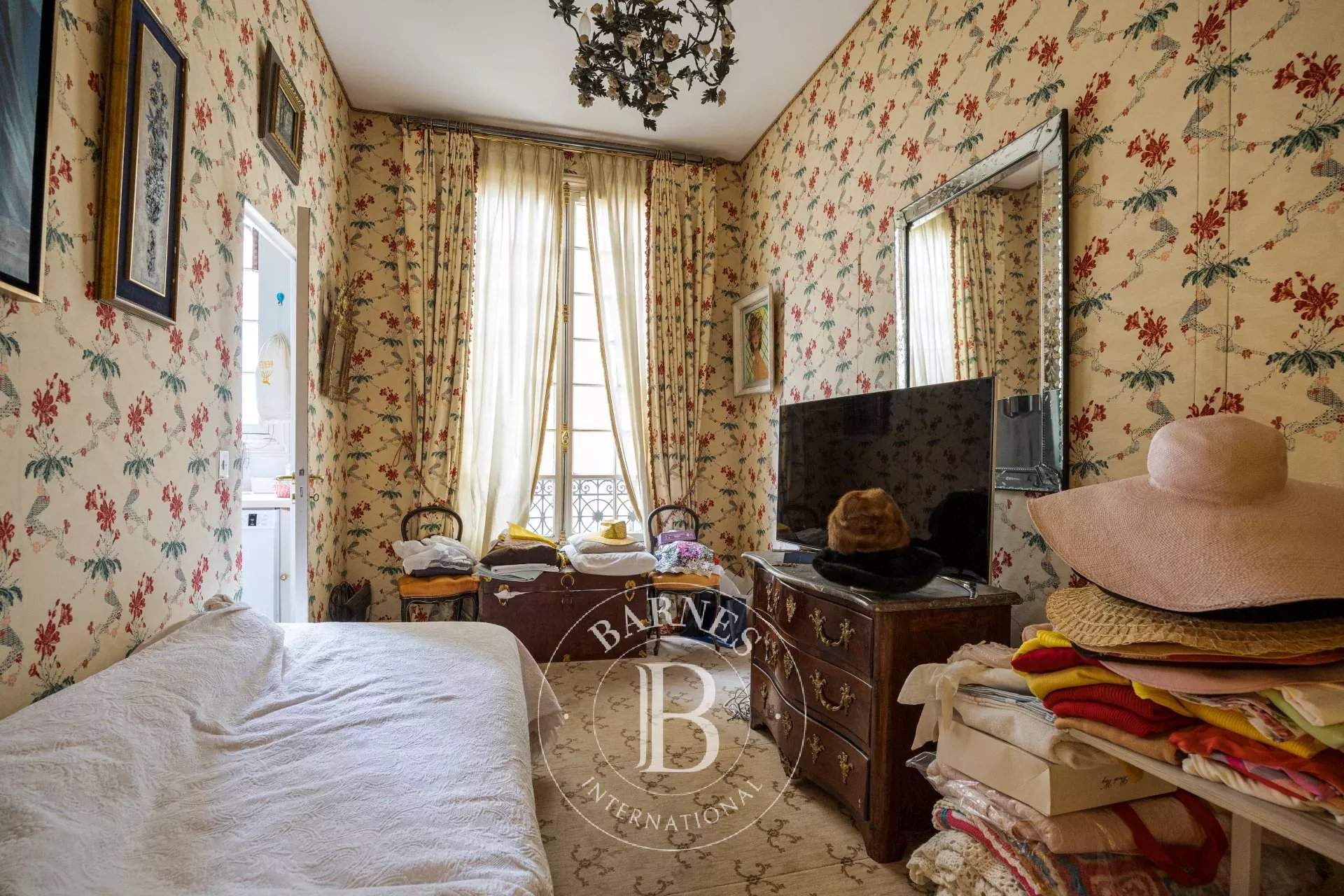 Paris  - Appartement 5 Pi&egrave;ces 2 Chambres - picture 14