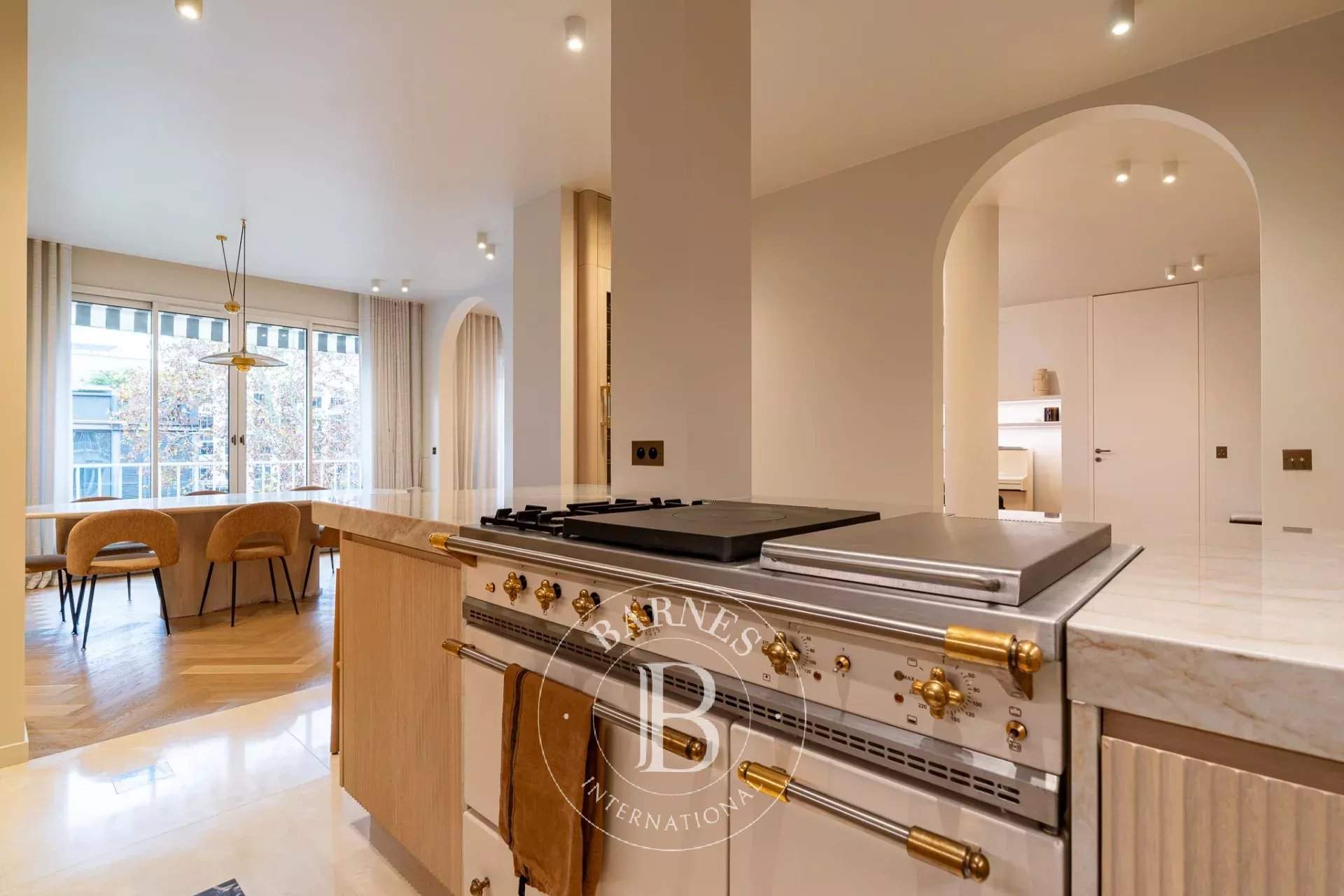 Paris  - Apartment 3 Bedrooms - picture 10