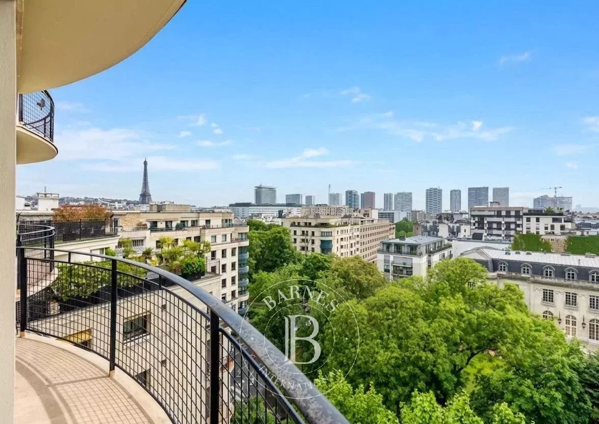 Paris  - Appartement 4 Pi&egrave;ces 2 Chambres - picture 1