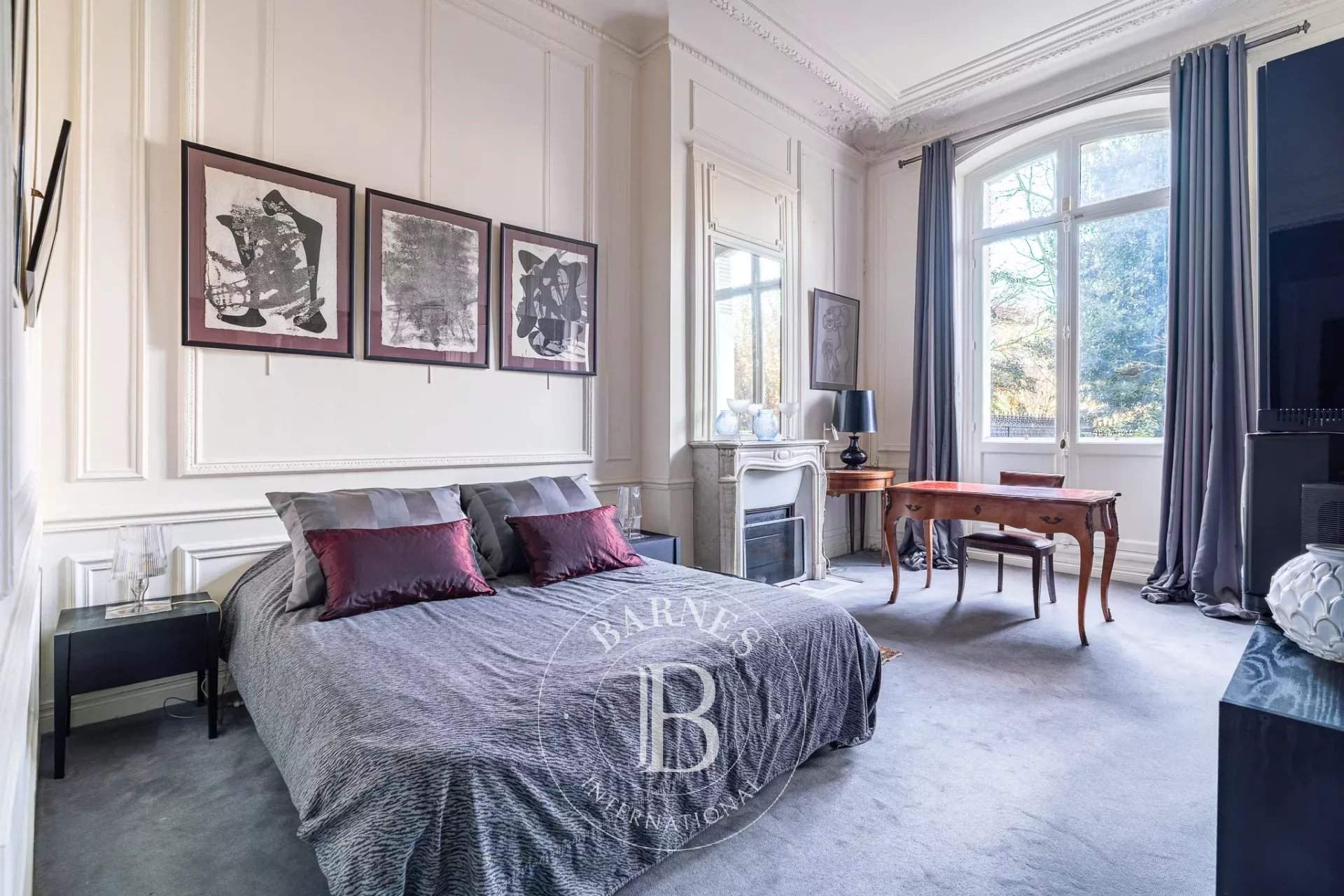 Paris  - Appartement 10 Pi&egrave;ces 3 Chambres - picture 14