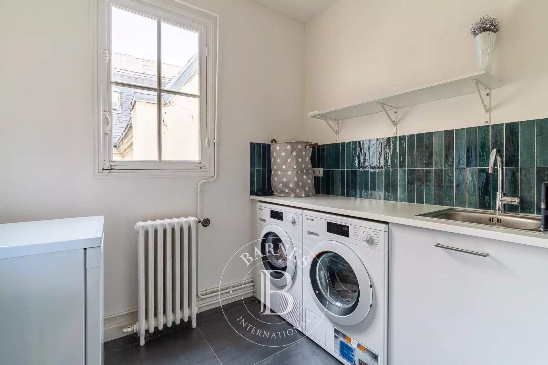 Paris  - Appartement 5 Pi&egrave;ces 2 Chambres - picture 11