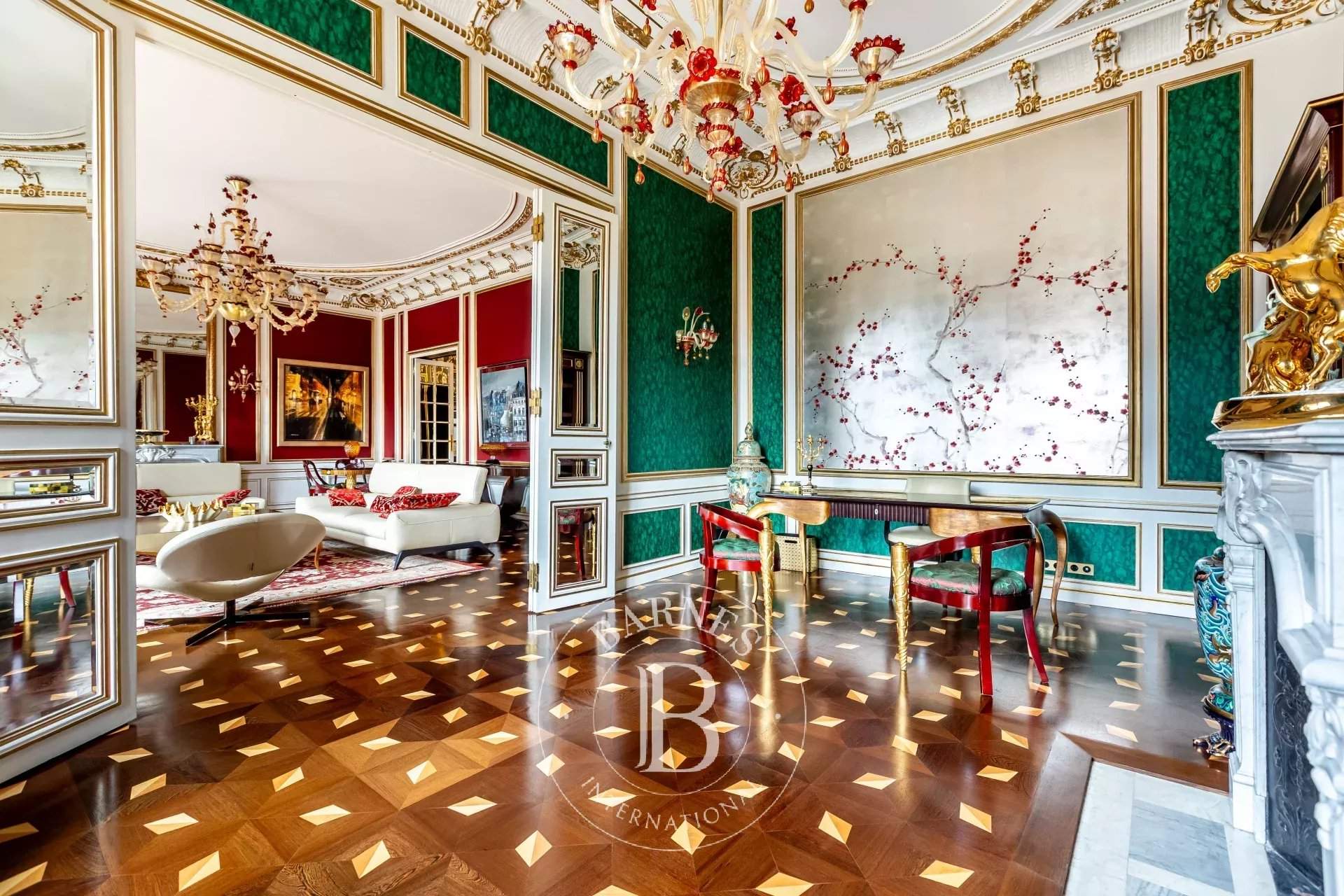 Paris  - Apartment 4 Bedrooms - picture 4