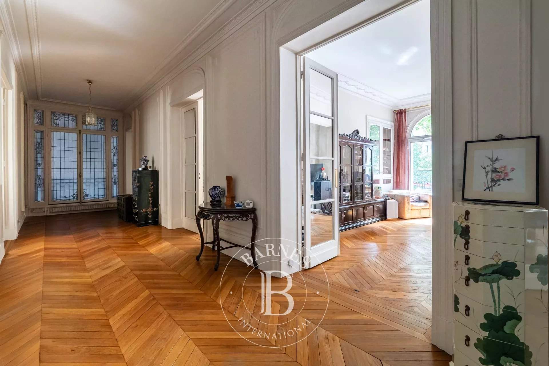 Paris  - Appartement 7 Pièces 5 Chambres - picture 3