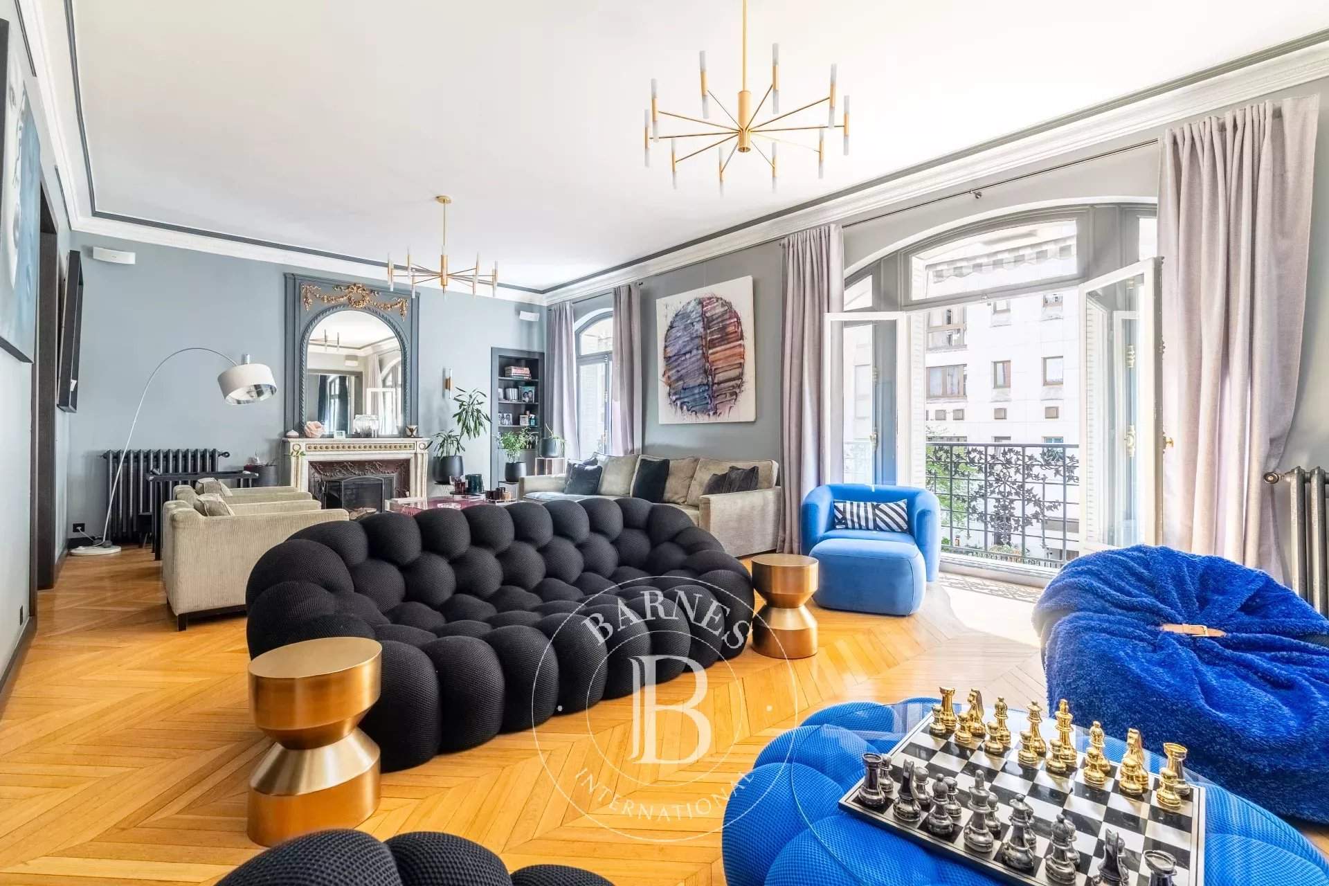 Paris  - Apartment 4 Bedrooms - picture 1