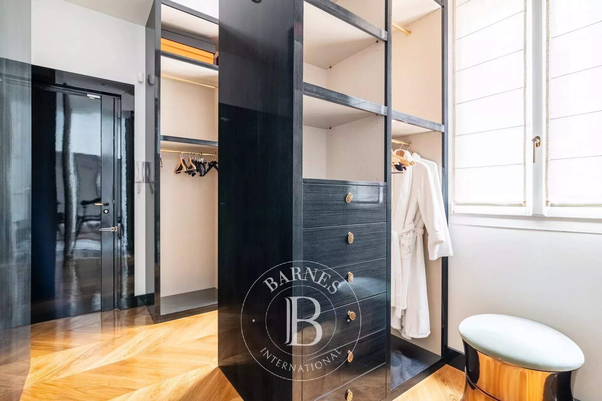 Paris  - Appartement 7 Pièces 3 Chambres - picture 11