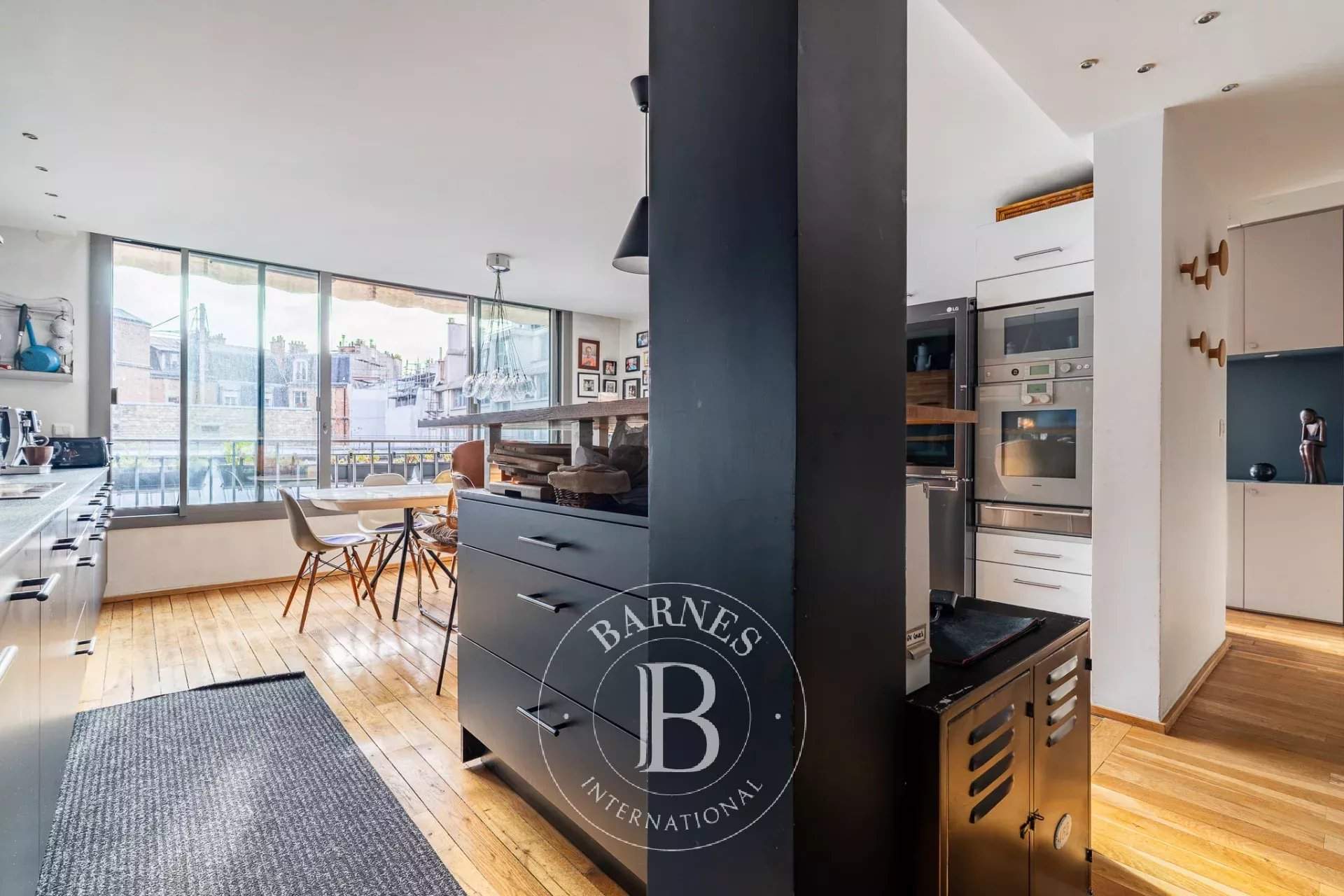 Paris  - Appartement 5 Pi&egrave;ces 3 Chambres - picture 8