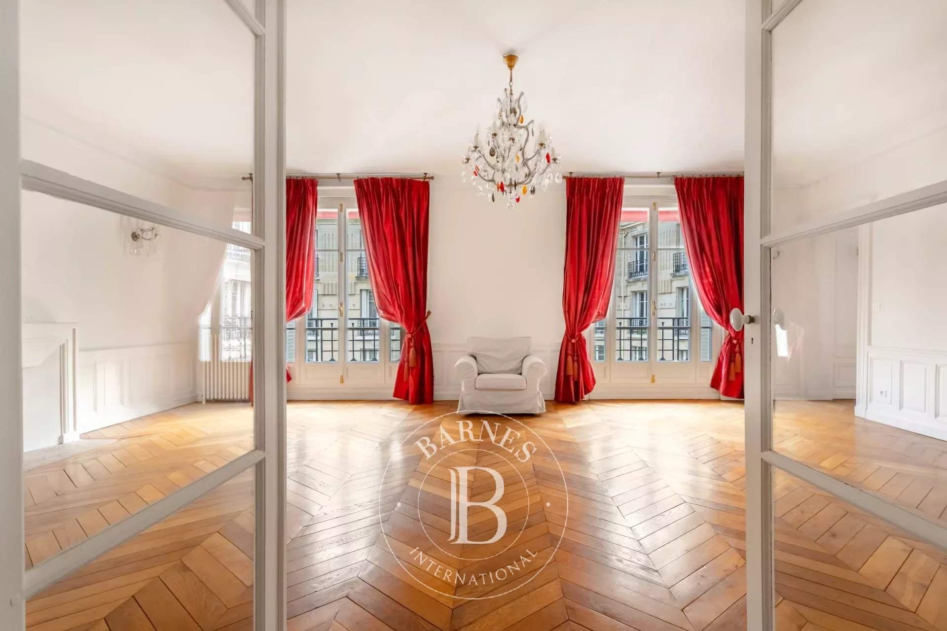 Paris  - Apartment 4 Bedrooms - picture 3
