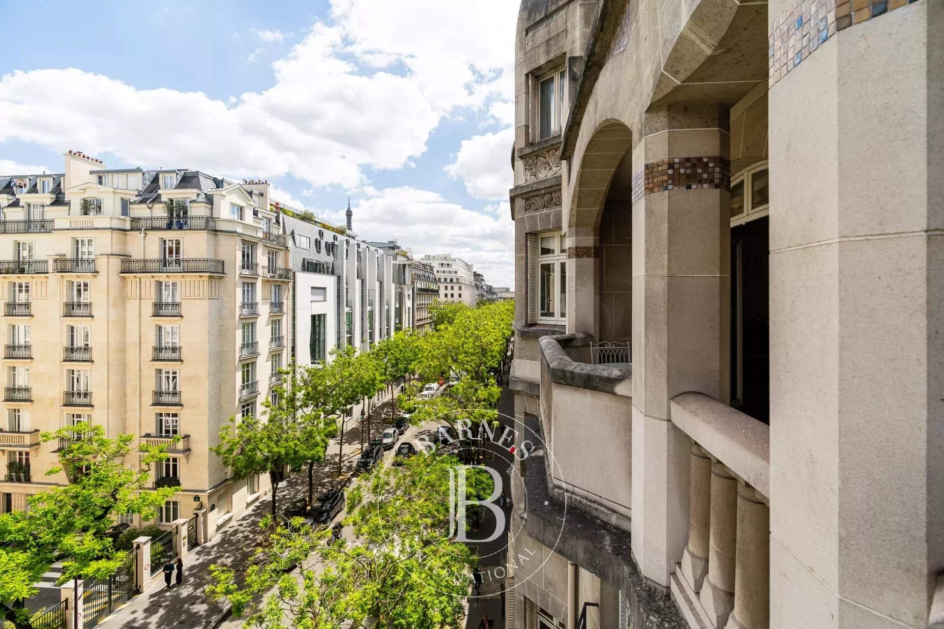 Paris  - Apartment 3 Bedrooms - picture 1