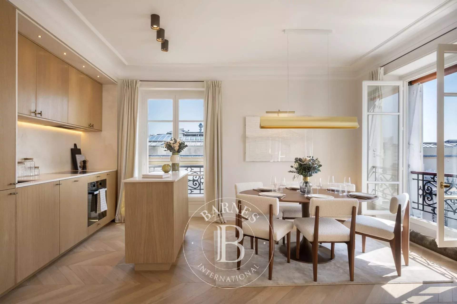 Paris  - Appartement 4 Pi&egrave;ces 2 Chambres - picture 4