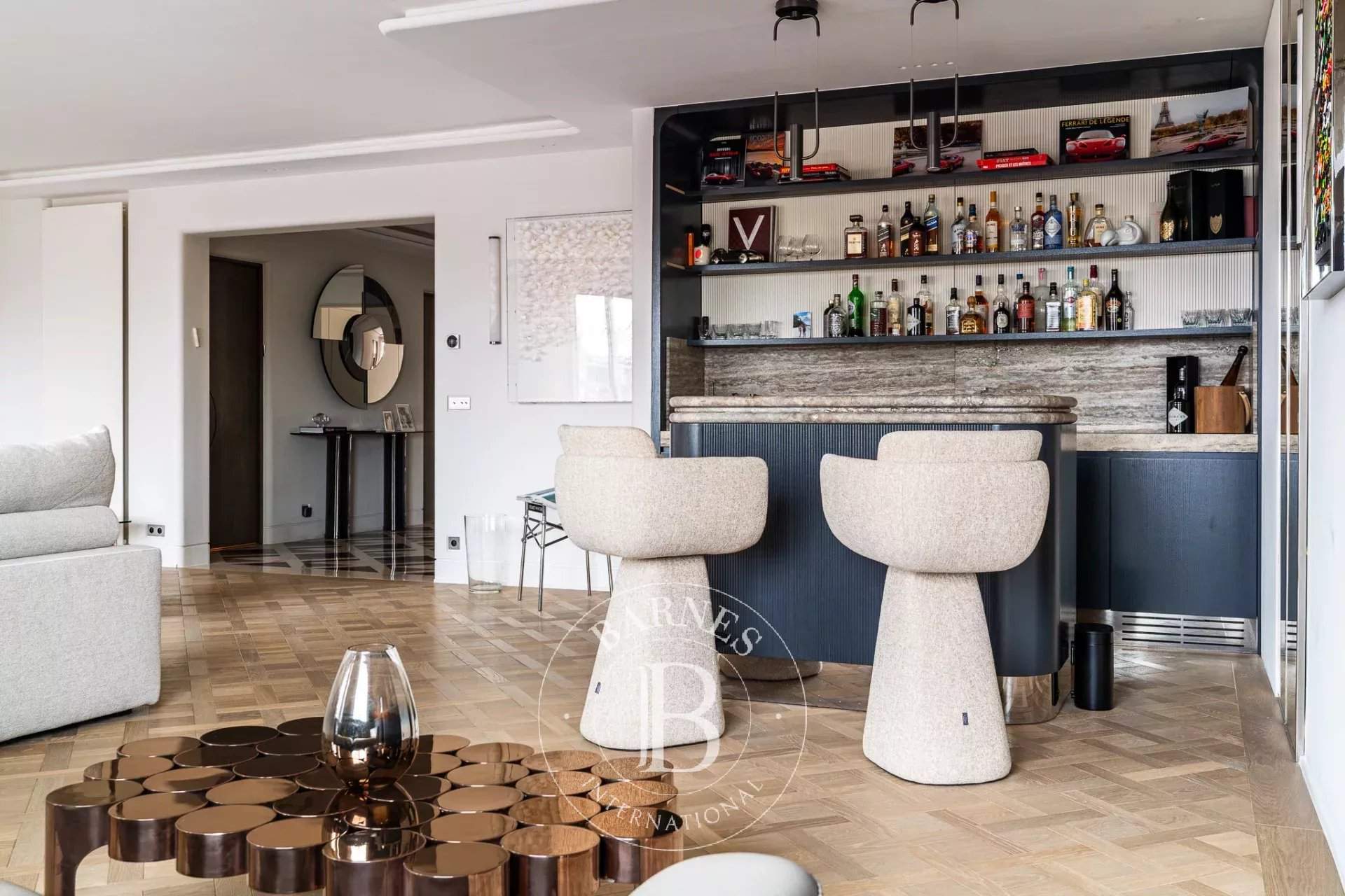 Paris  - Appartement 5 Pi&egrave;ces 2 Chambres - picture 6