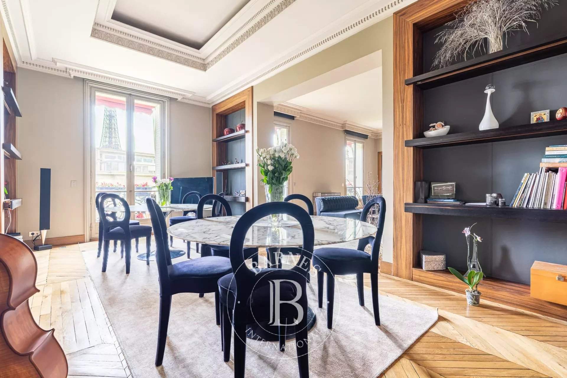 Paris  - Appartement 9 Pi&egrave;ces 4 Chambres - picture 6