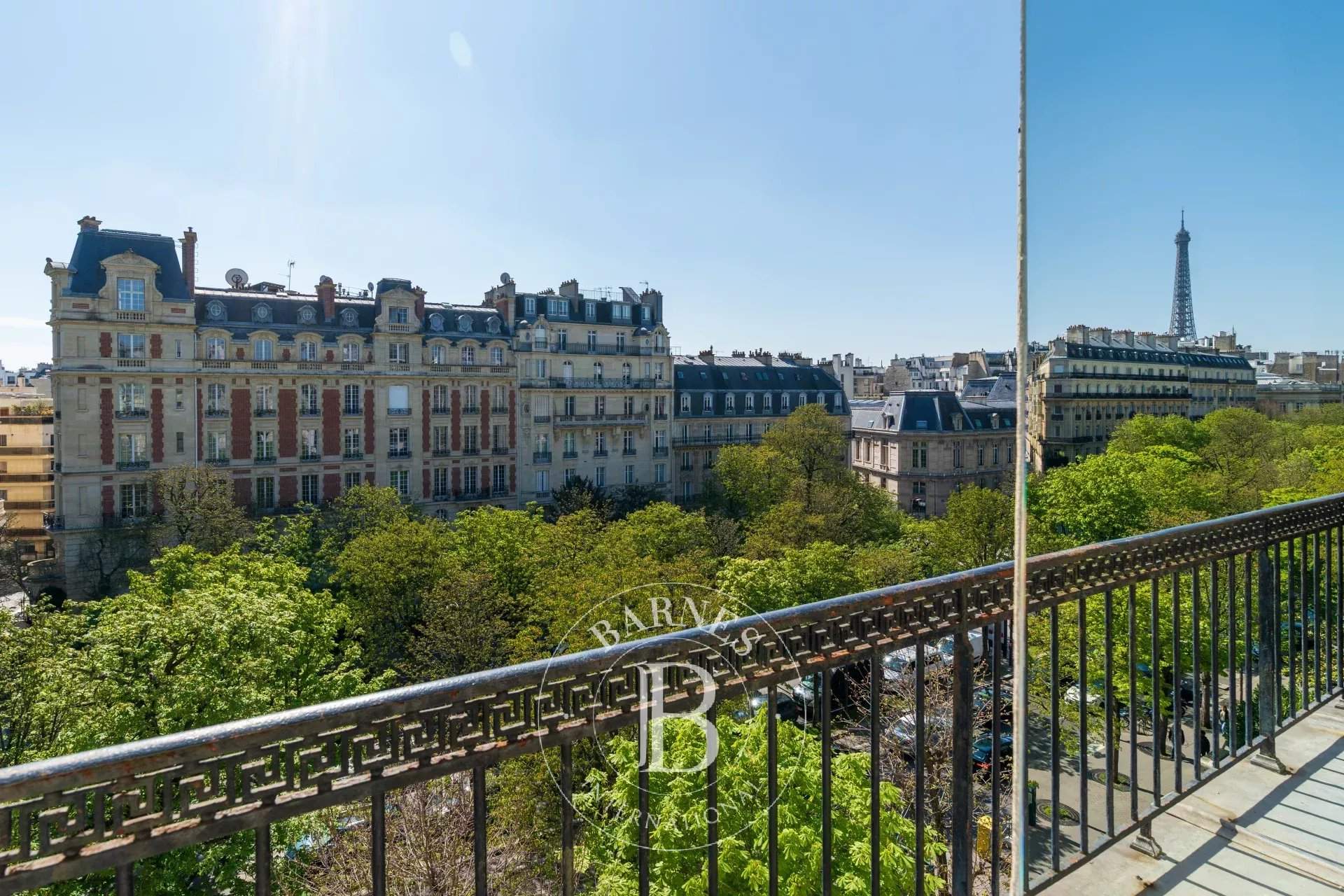Paris  - Apartment 3 Bedrooms - picture 10