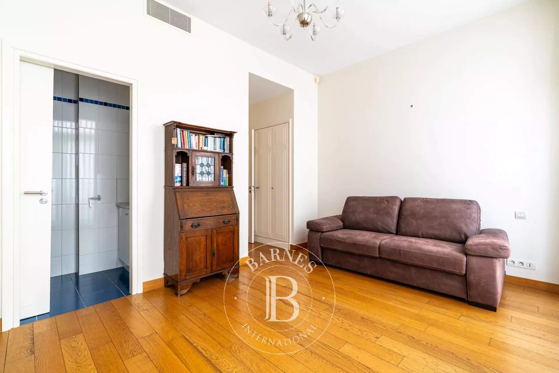 Paris  - Apartment 3 Bedrooms - picture 10