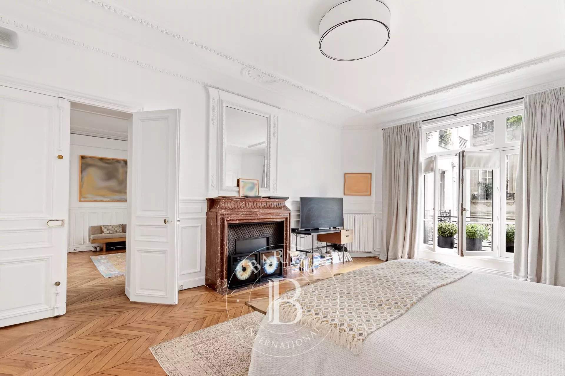 Paris  - Apartment 3 Bedrooms - picture 10