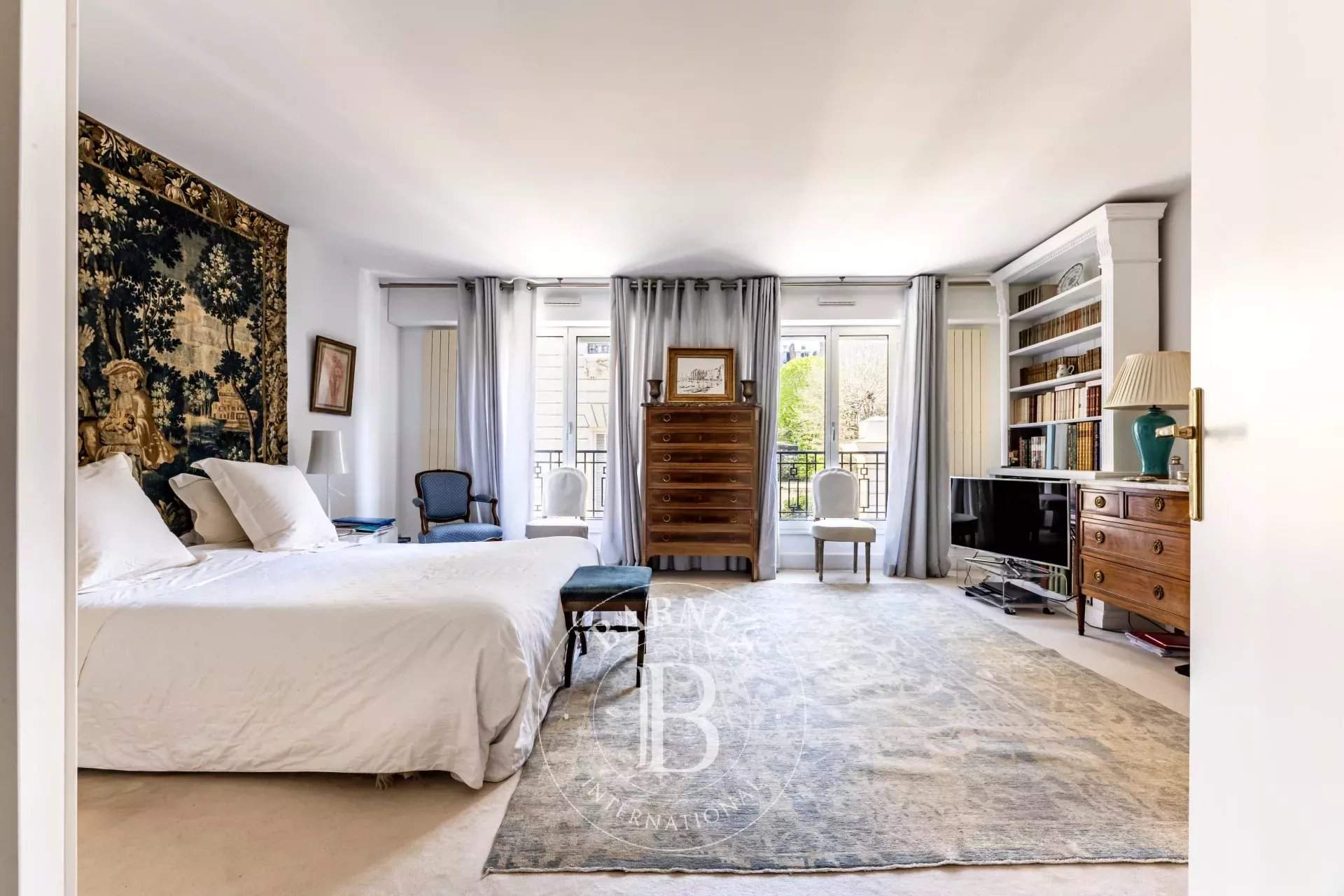 Paris  - Apartment 3 Bedrooms - picture 9