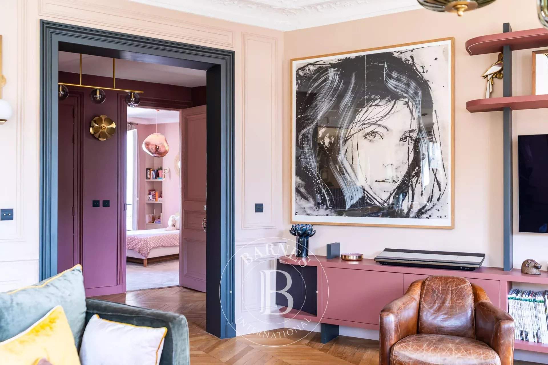 Paris  - Apartment 4 Bedrooms - picture 2