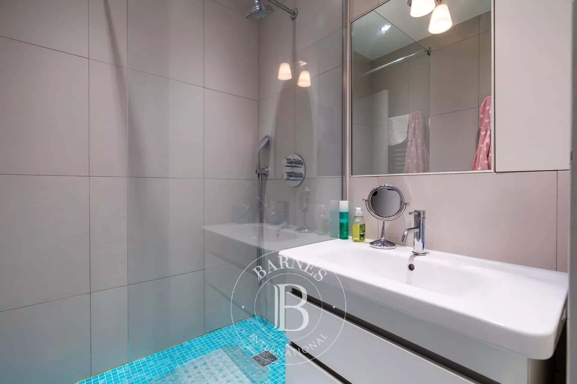 Paris  - Appartement 6 Pi&egrave;ces 4 Chambres - picture 19