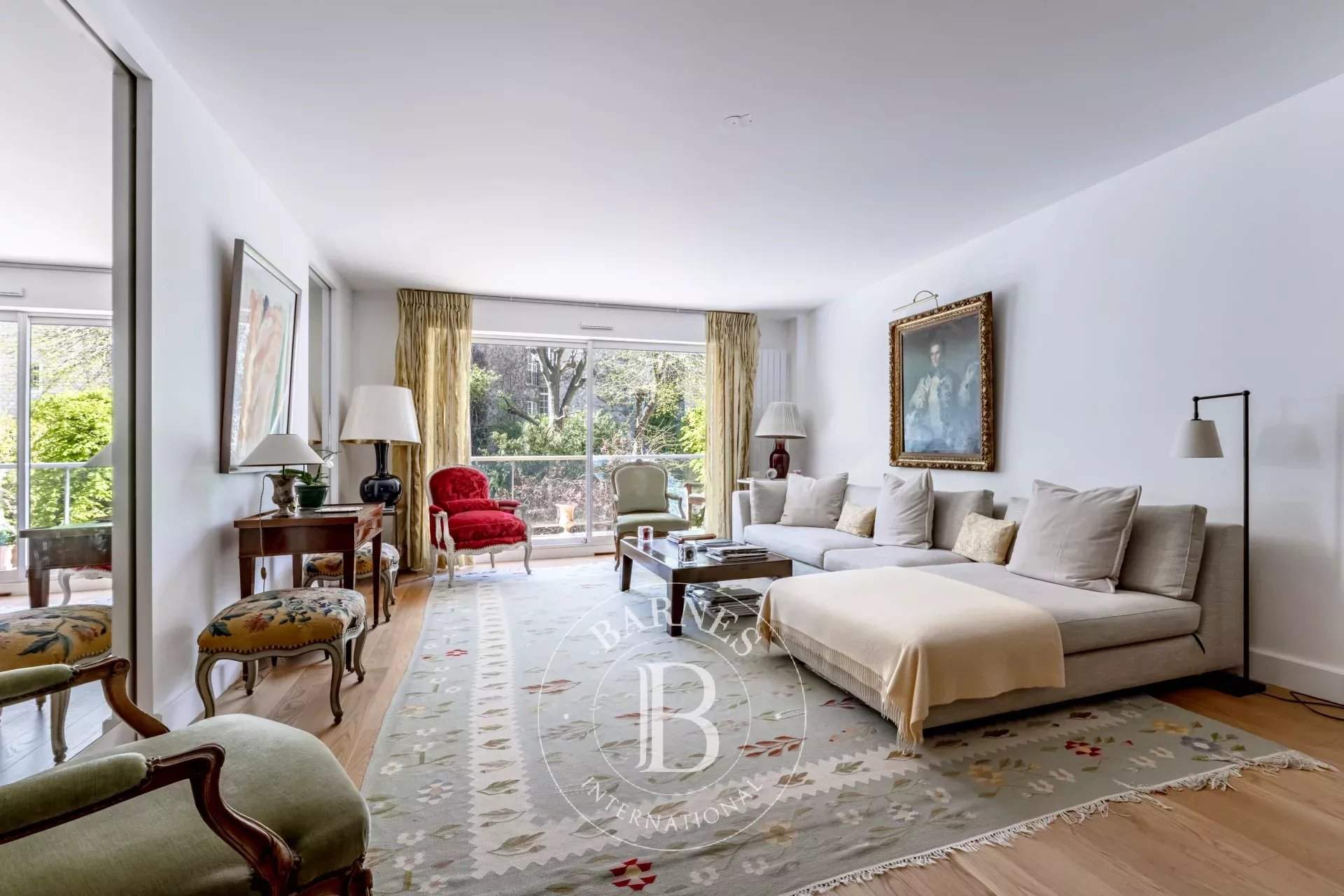 Paris  - Apartment 3 Bedrooms - picture 2