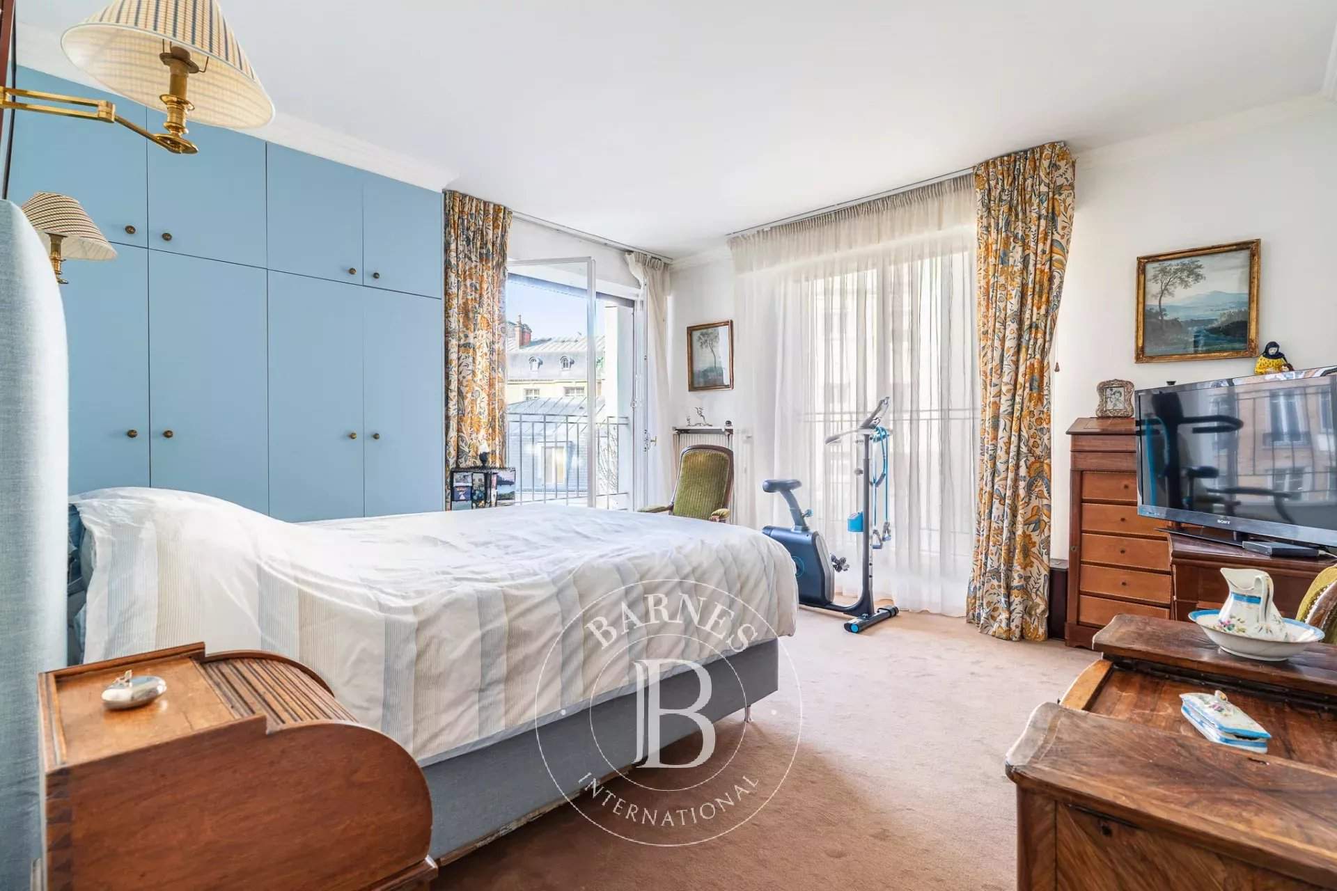 Paris  - Appartement 3 Pi&egrave;ces 2 Chambres - picture 9