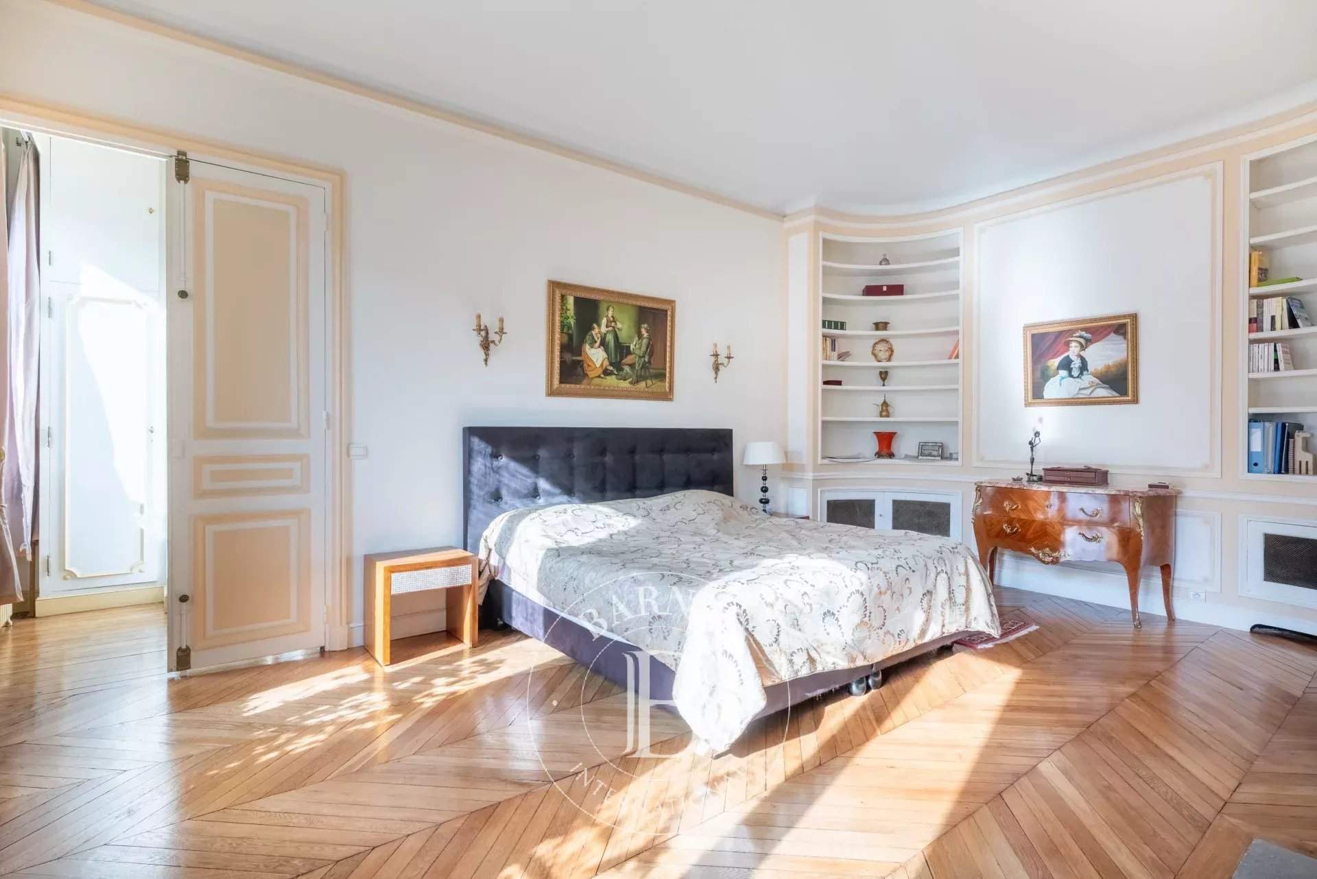 Paris  - Apartment 4 Bedrooms - picture 11