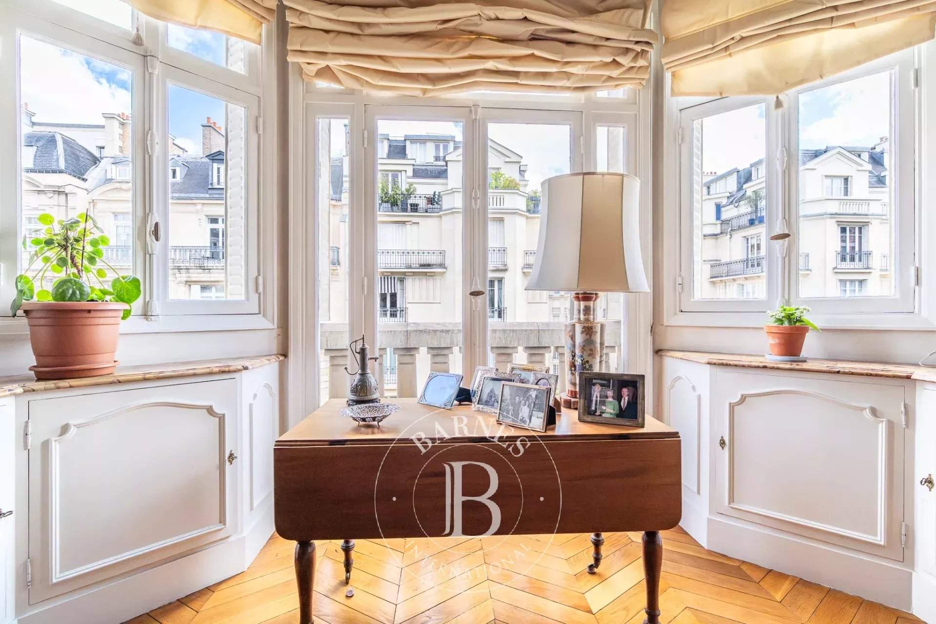 Paris  - Apartment 3 Bedrooms - picture 4