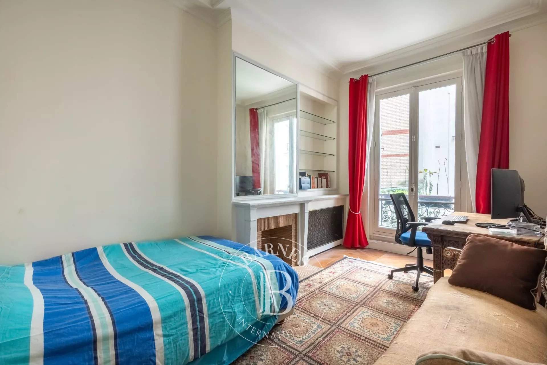 Paris  - Apartment 4 Bedrooms - picture 15