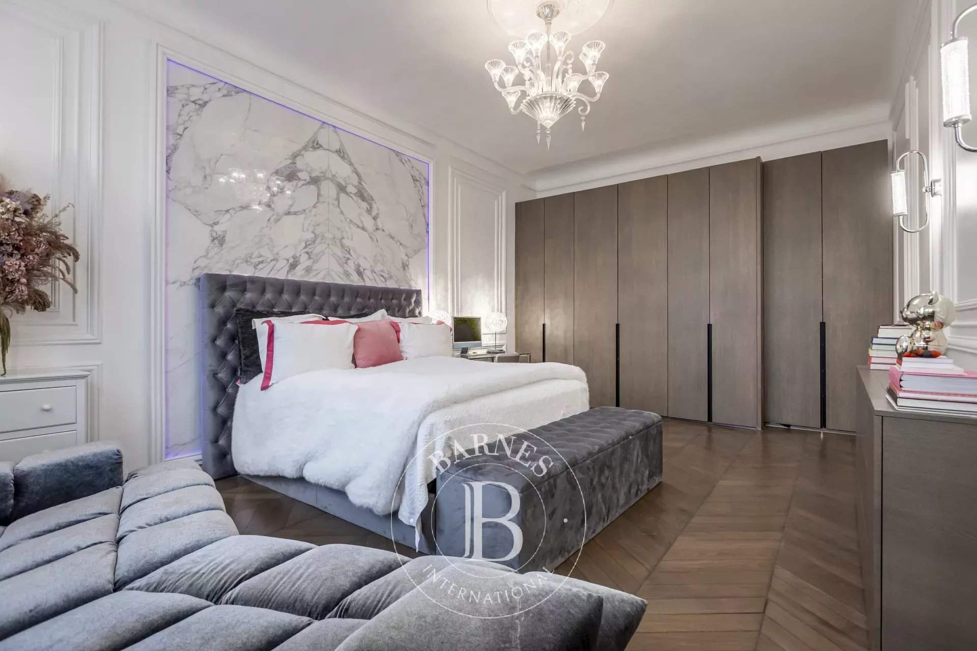 Paris  - Apartment 4 Bedrooms - picture 12