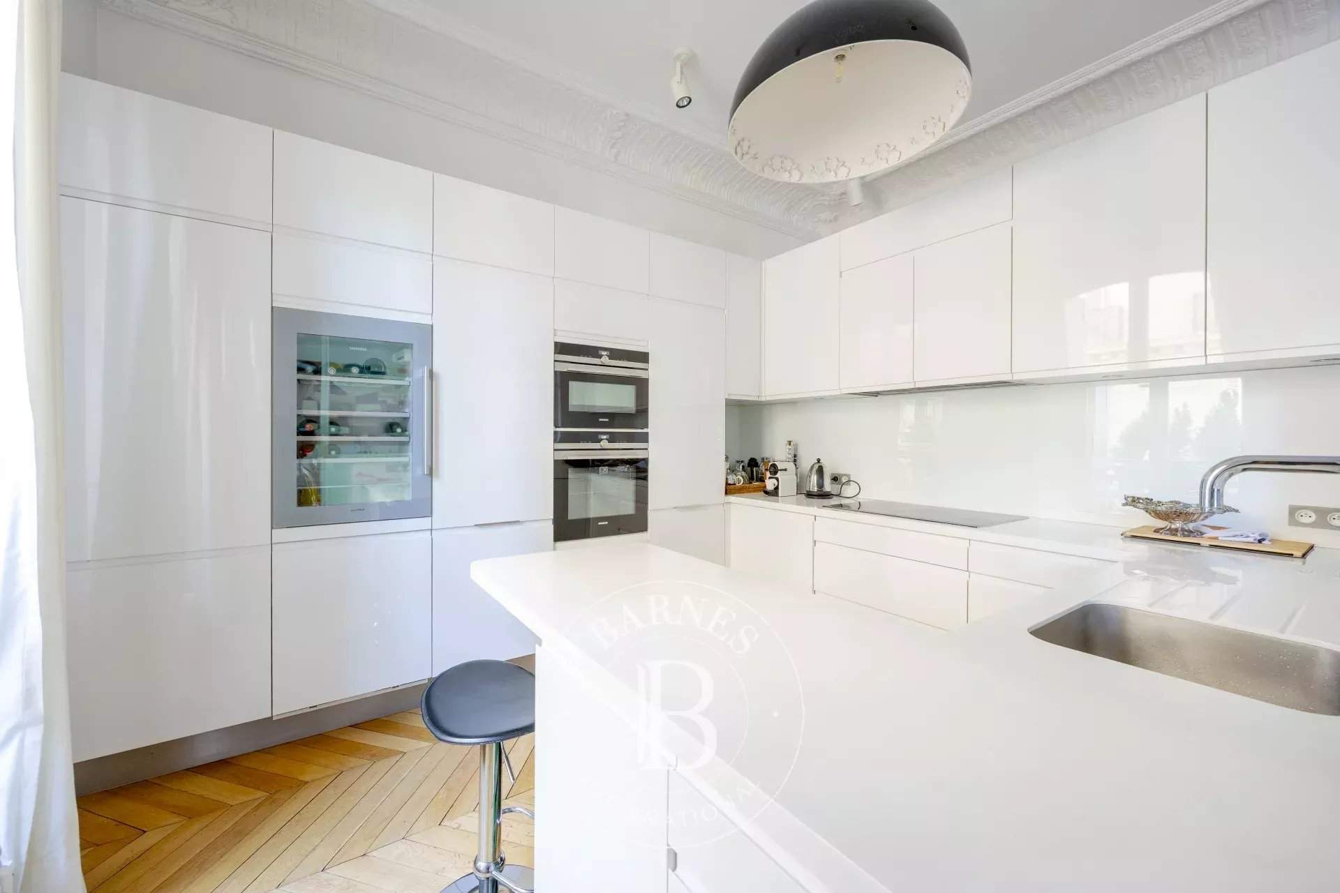 Paris  - Appartement 6 Pi&egrave;ces 3 Chambres - picture 11