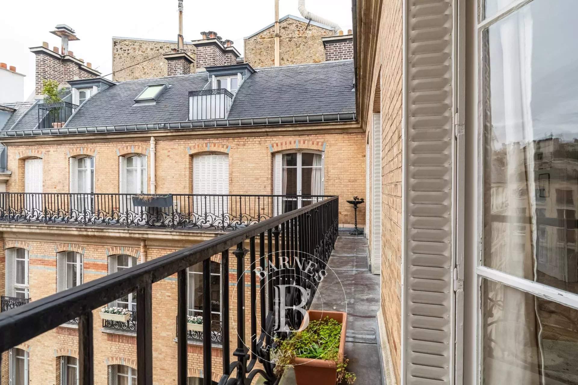 Paris  - Appartement 7 Pièces 5 Chambres - picture 13