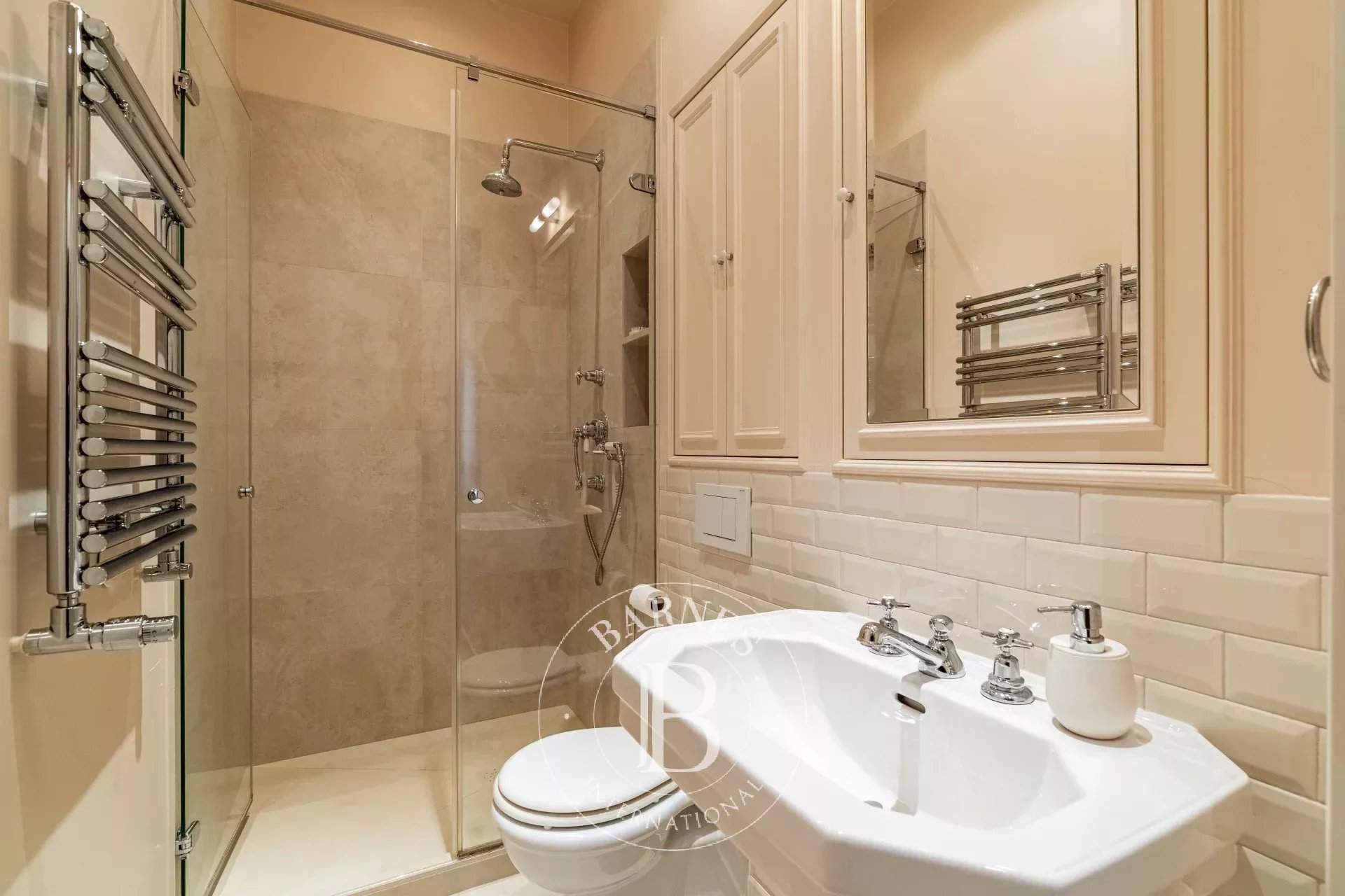 Paris  - Apartment 3 Bedrooms - picture 12