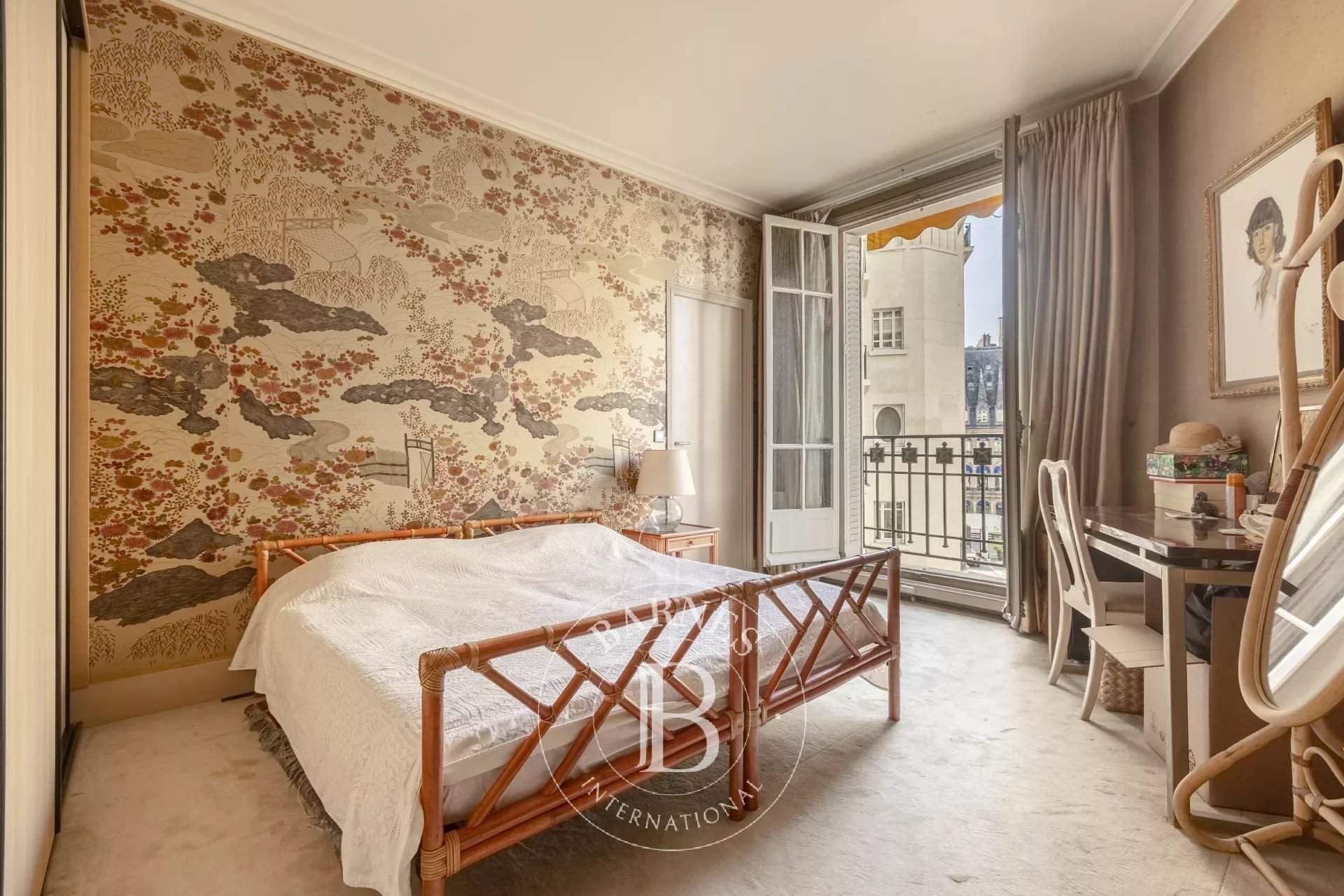 Paris  - Apartment 4 Bedrooms - picture 9