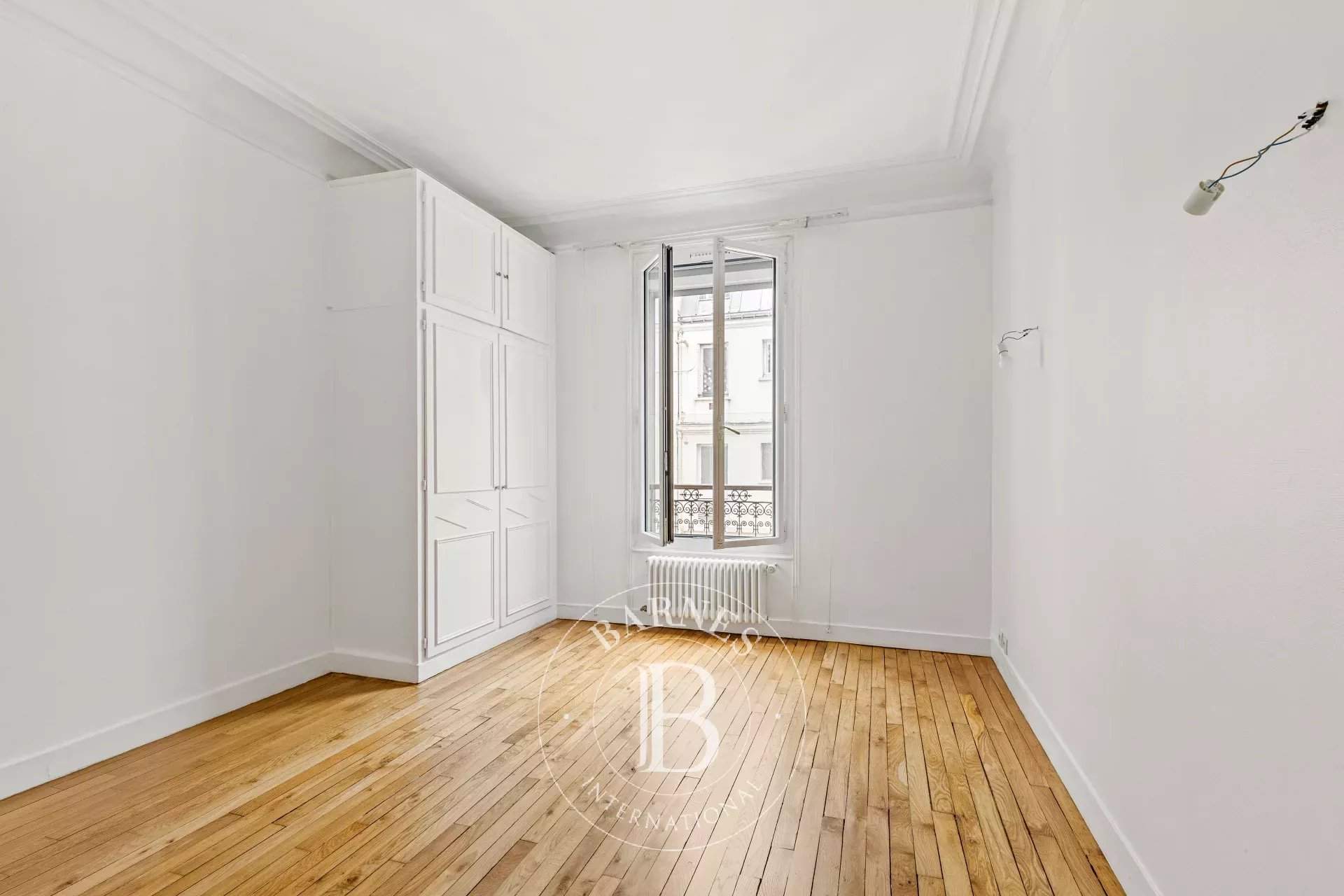 Paris  - Appartement 6 Pi&egrave;ces 4 Chambres - picture 10