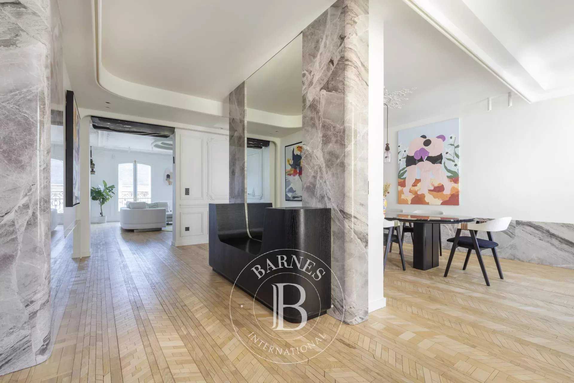 Paris  - Apartment 2 Bedrooms