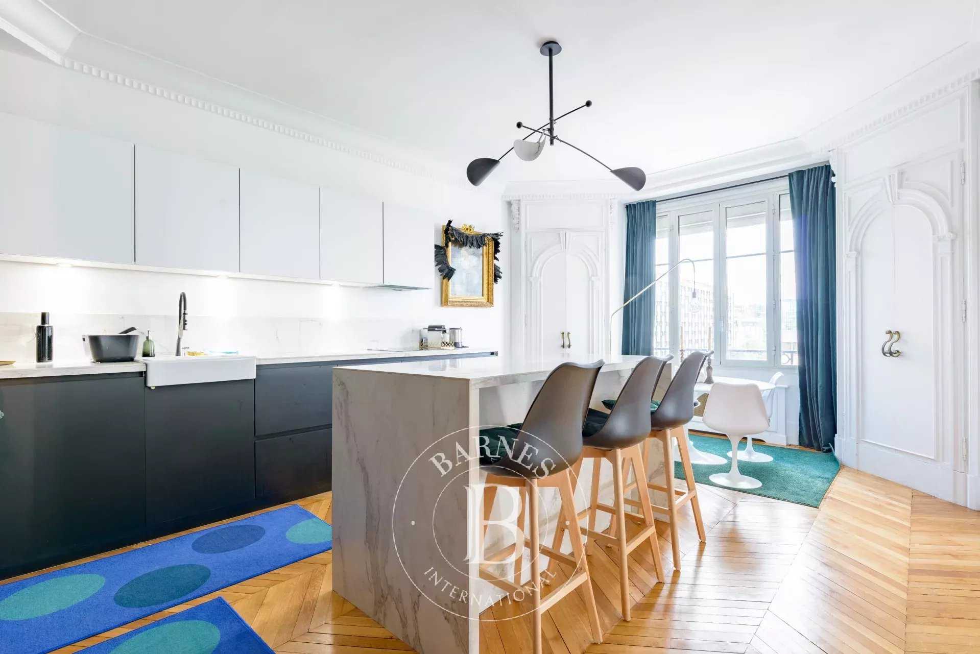 Paris  - Apartment 6 Bedrooms