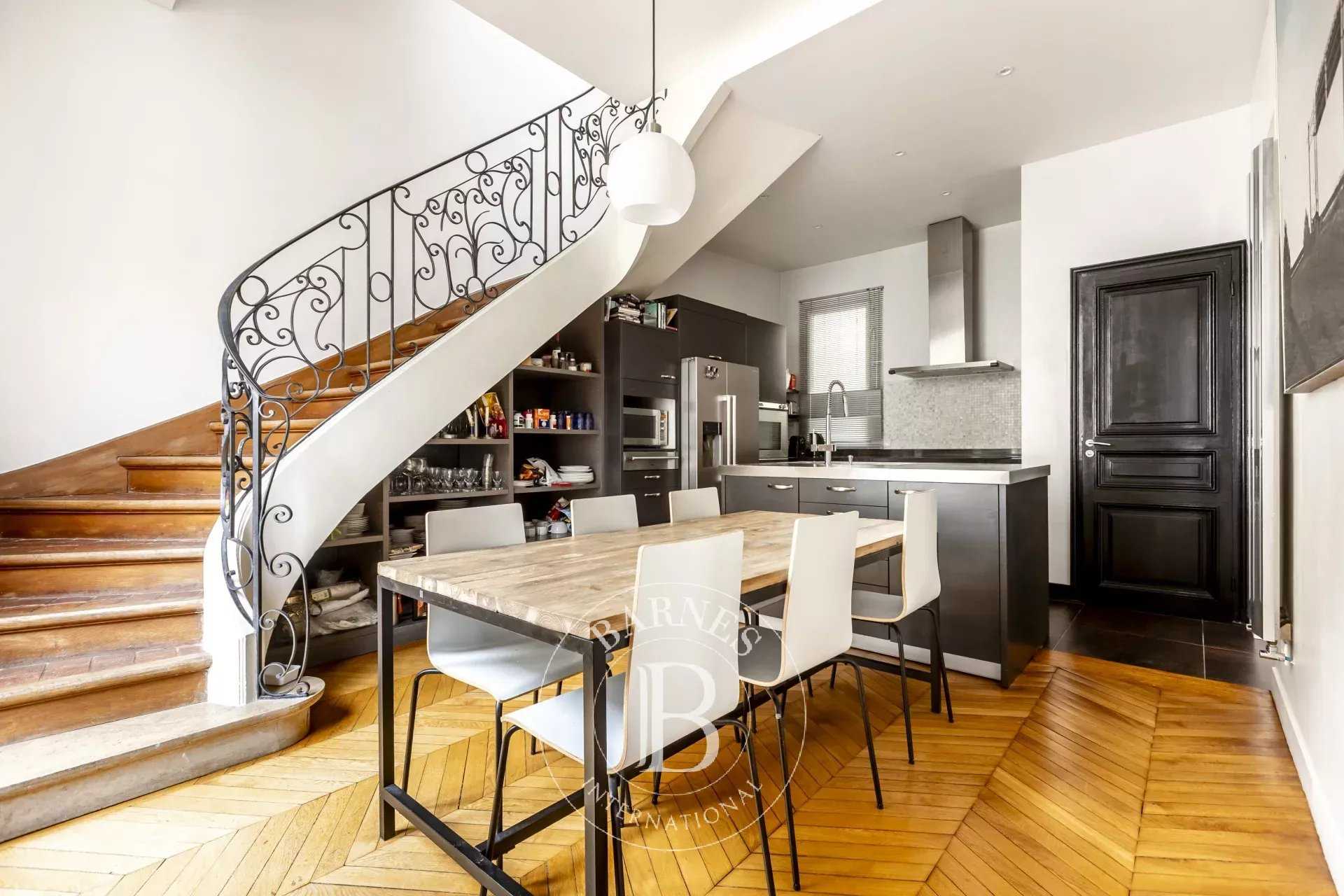 Paris  - Apartment 3 Bedrooms