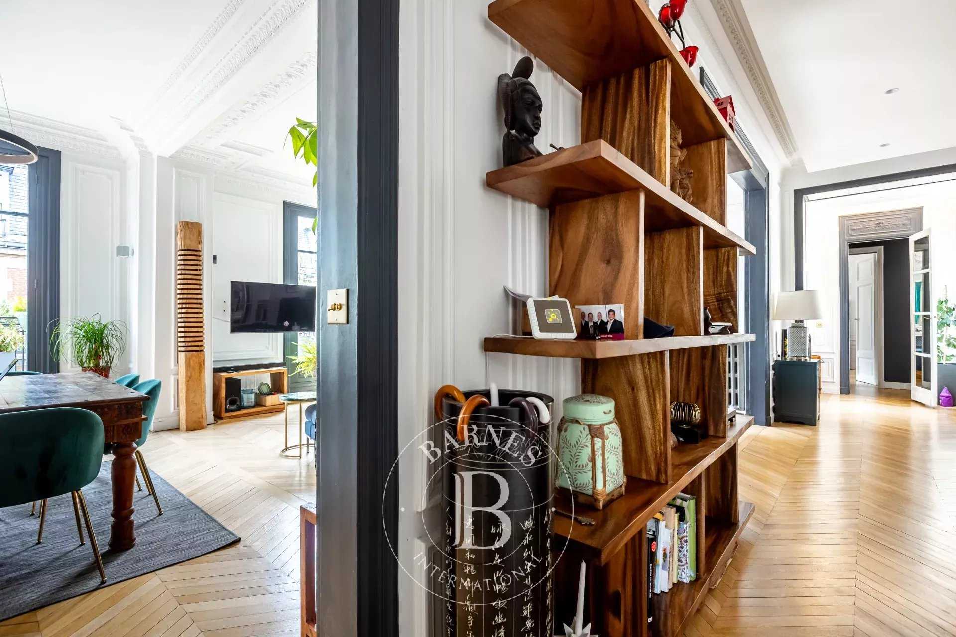 Paris  - Apartment 4 Bedrooms