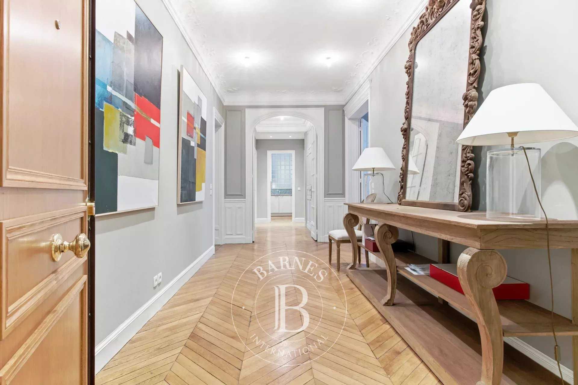 Paris  - Piso 4 Cuartos 2 Habitaciones