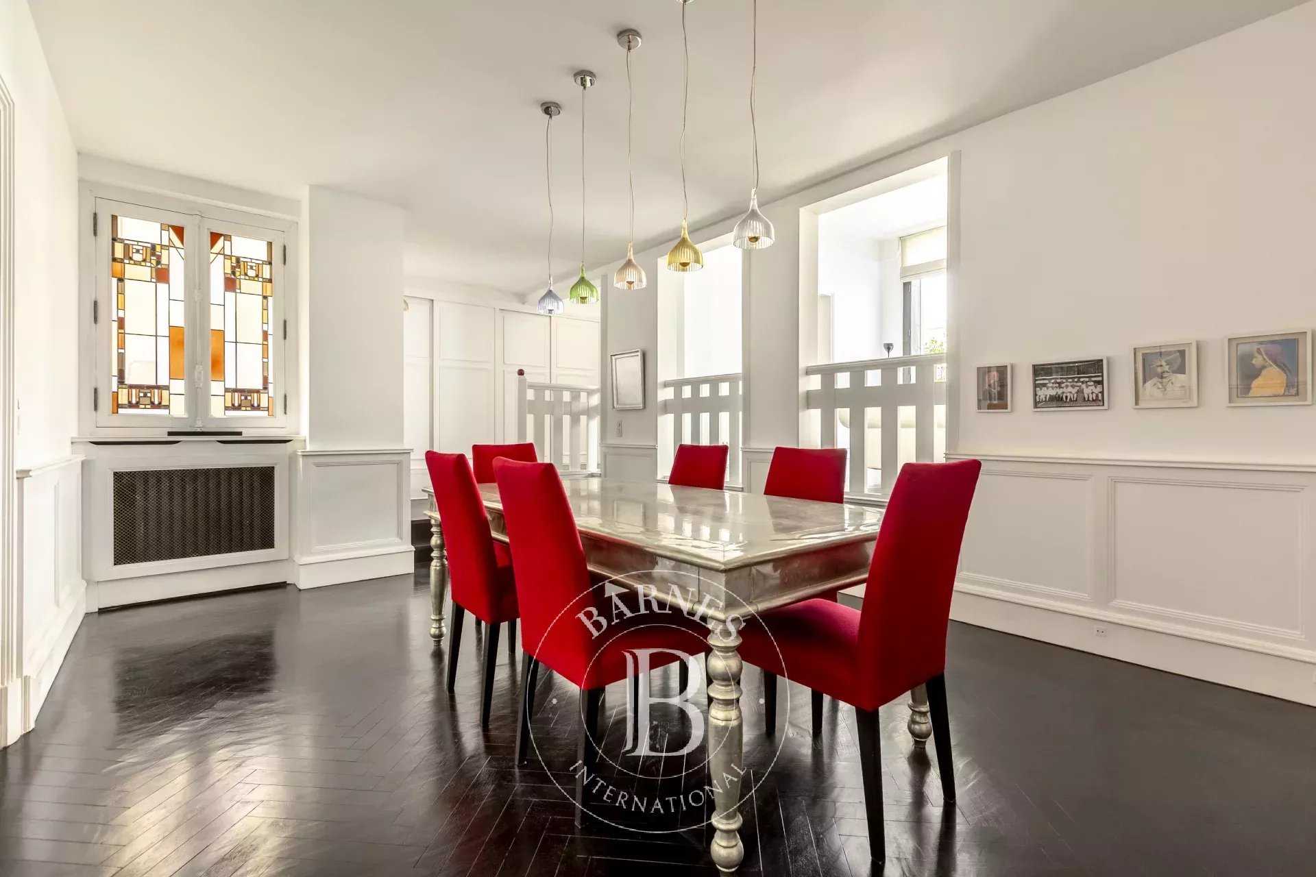 Paris  - Apartment 2 Bedrooms