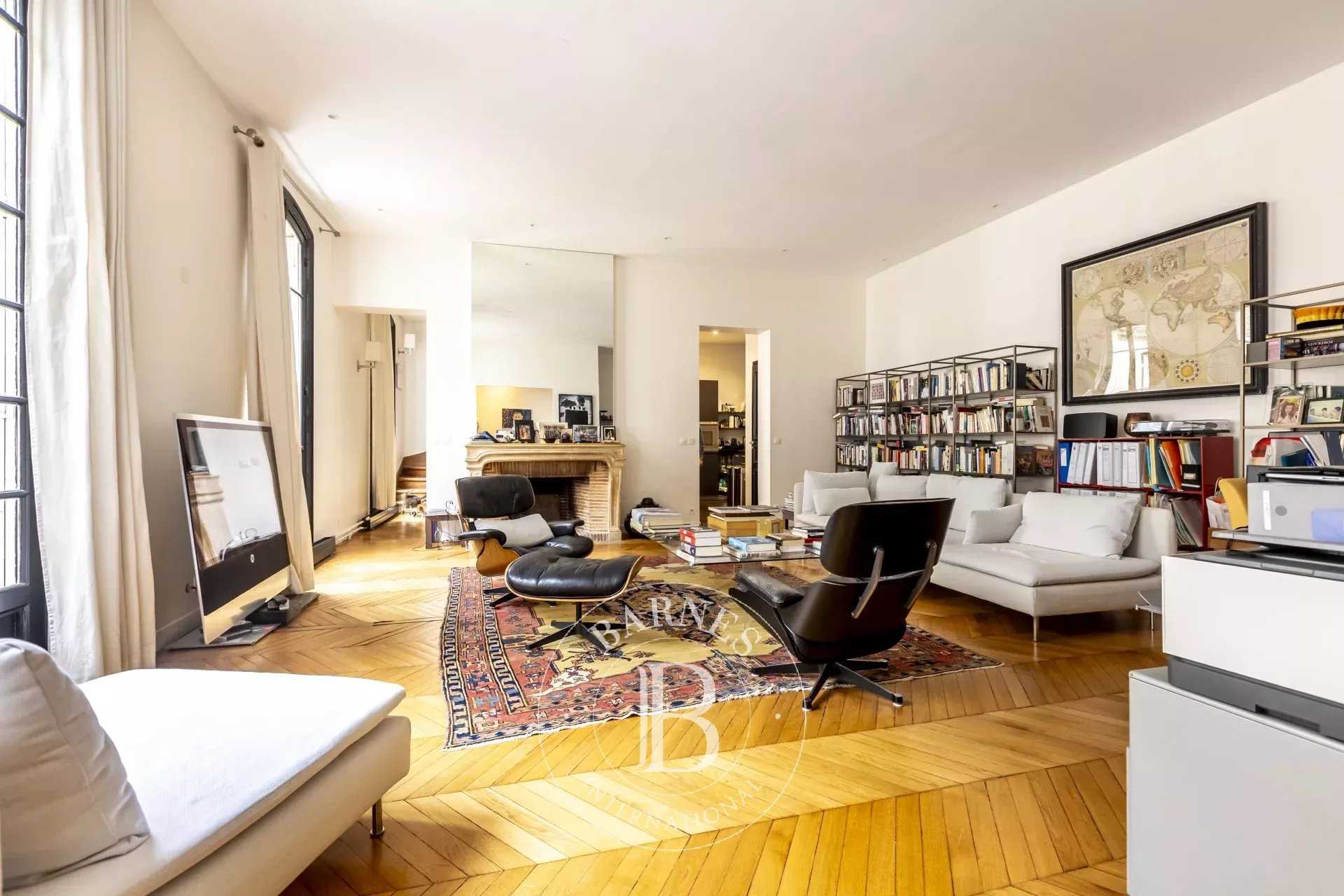 Paris  - Apartment 3 Bedrooms