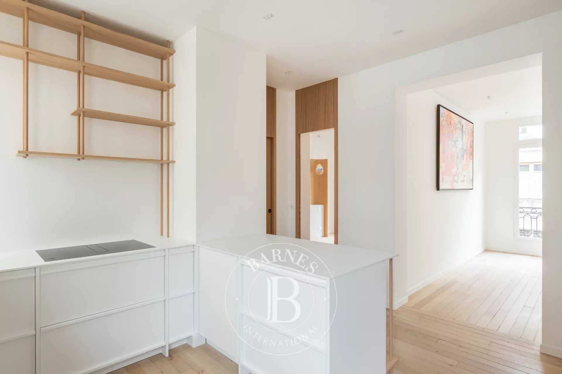 Paris  - Apartment 3 Bedrooms