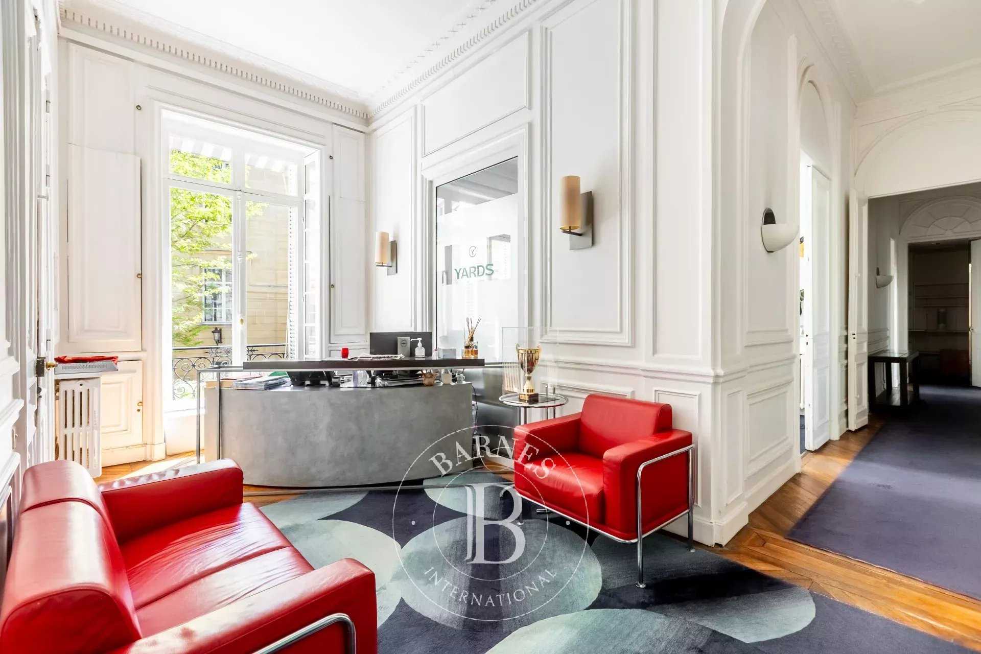 Paris  - Appartement 7 Pi&egrave;ces 5 Chambres